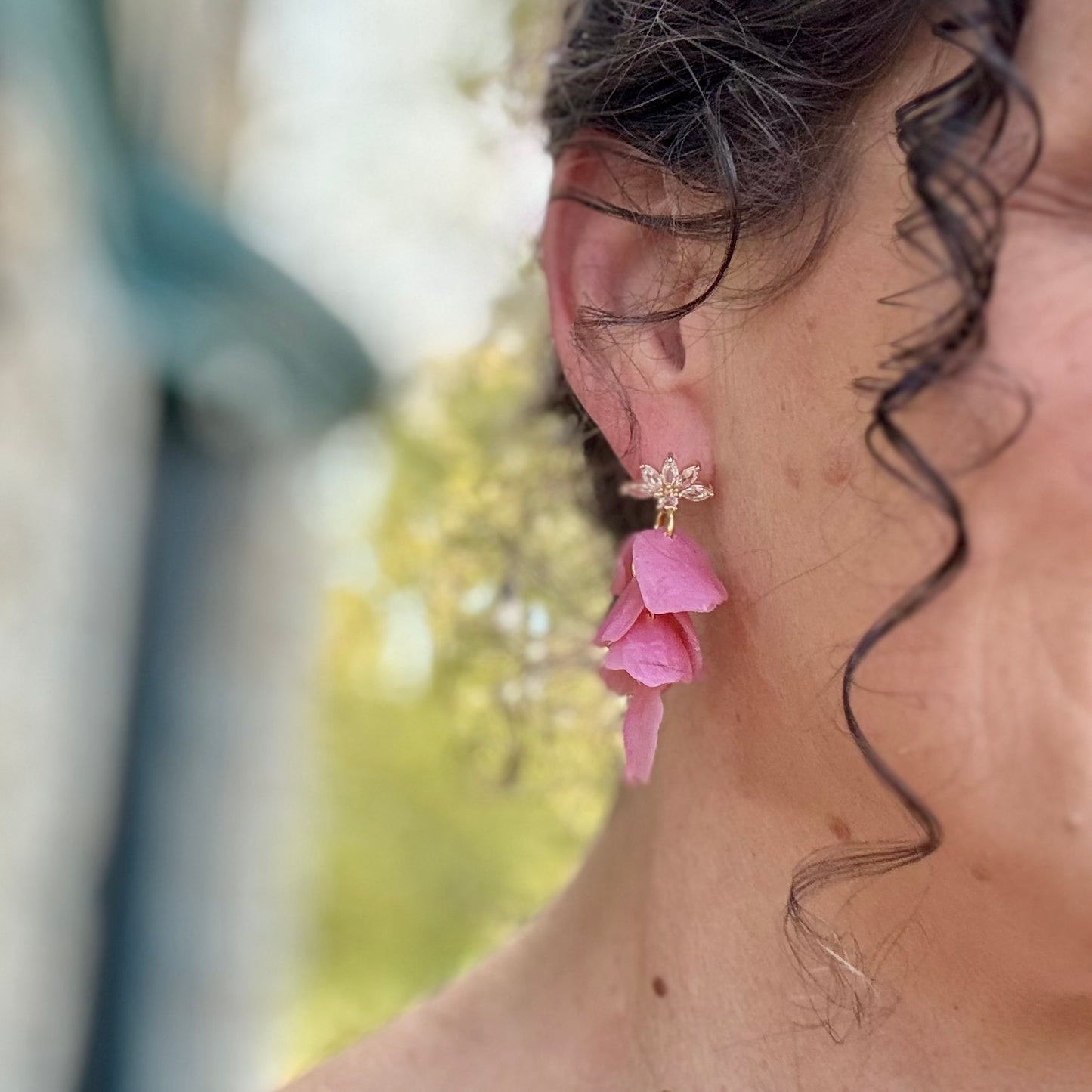 Laurel | Petals | Spring