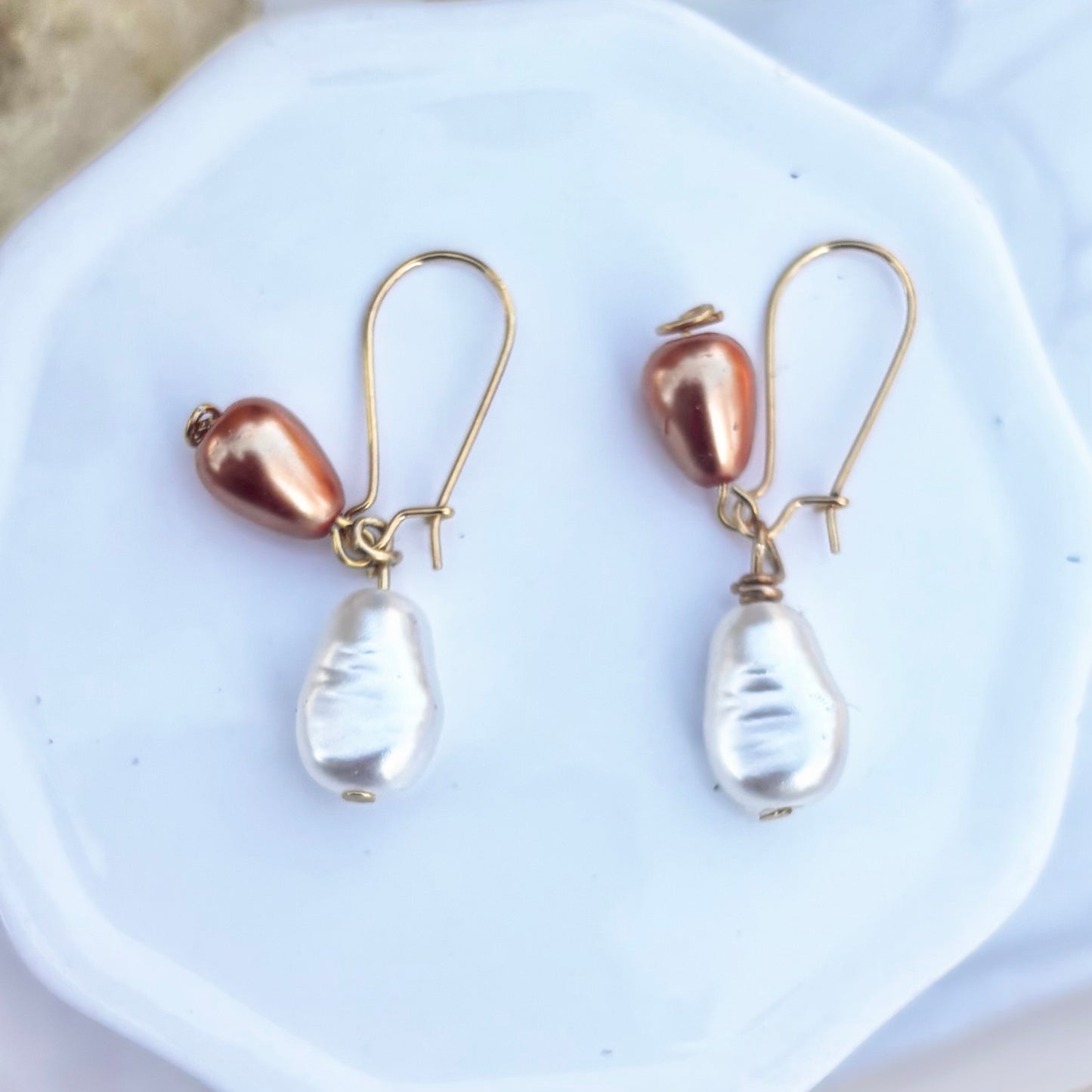 Pearl | Amber and Oyster | Autumn