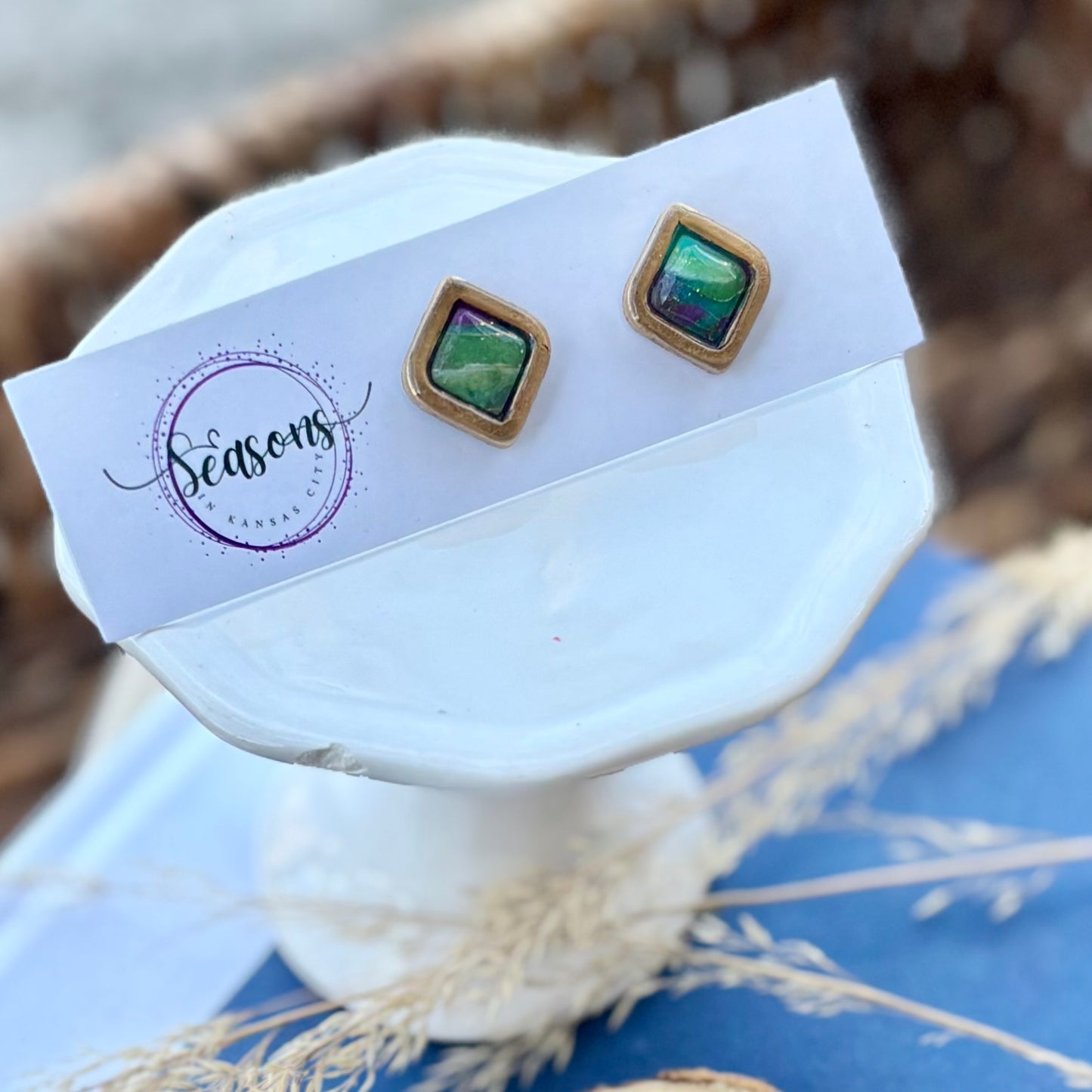 Fatima | Bevel Stud | Spring