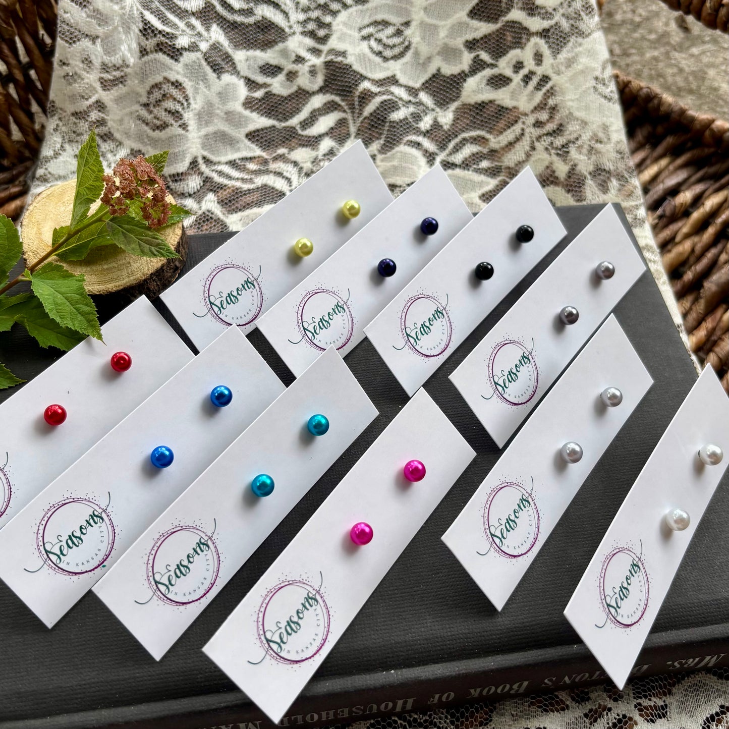 Dottie | Stud | All Seasons