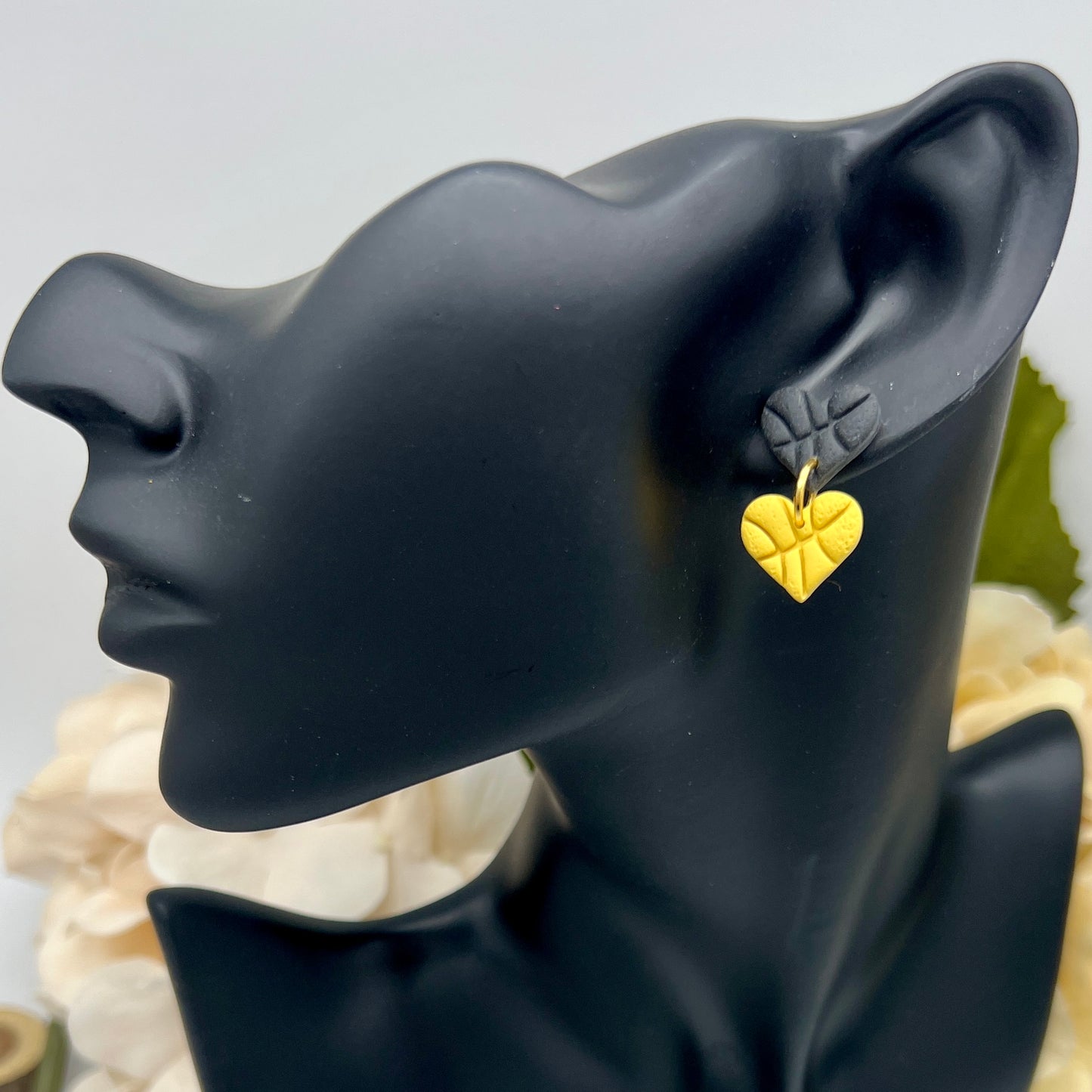 Black and Gold | Basketball