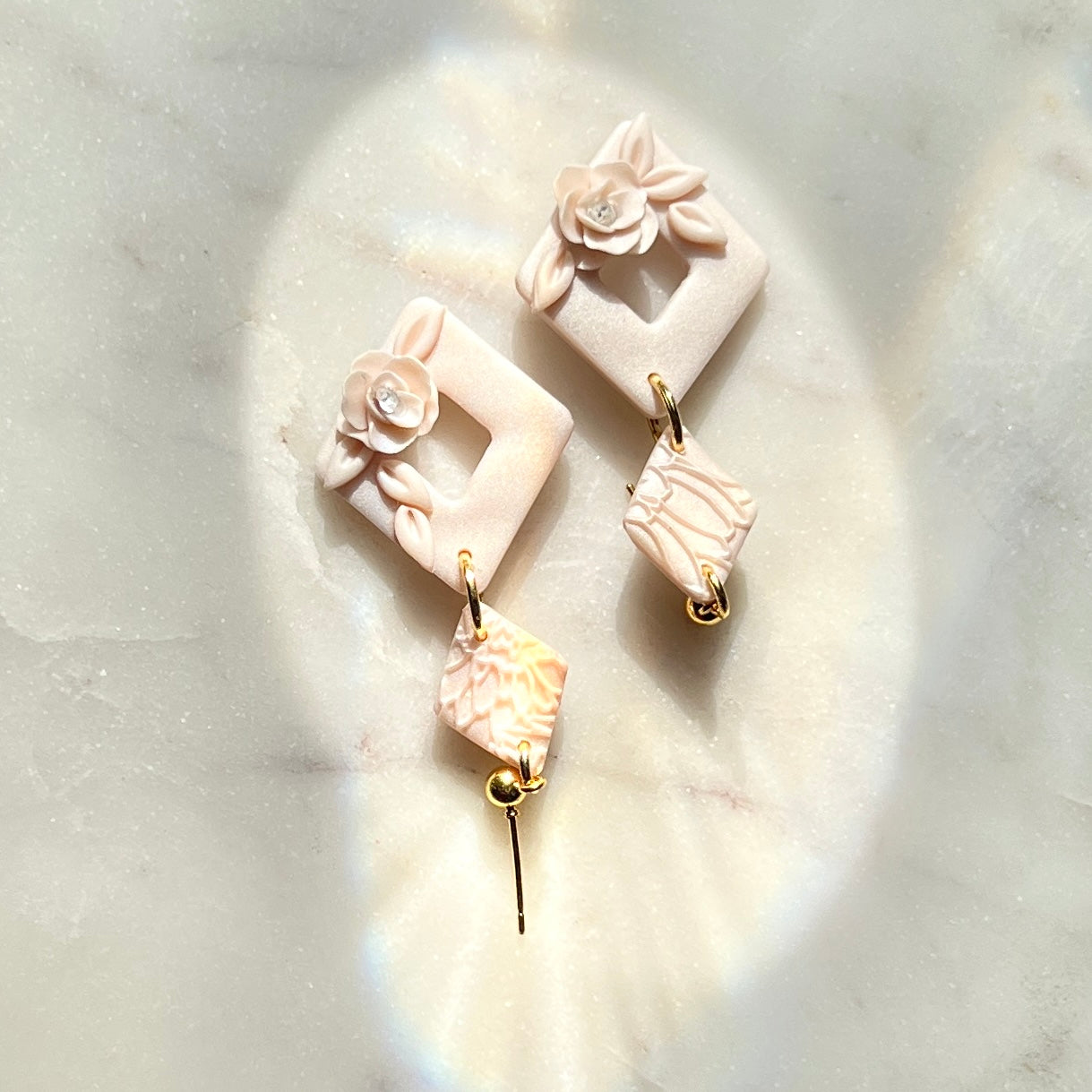 Thea | Diamonds | Spring