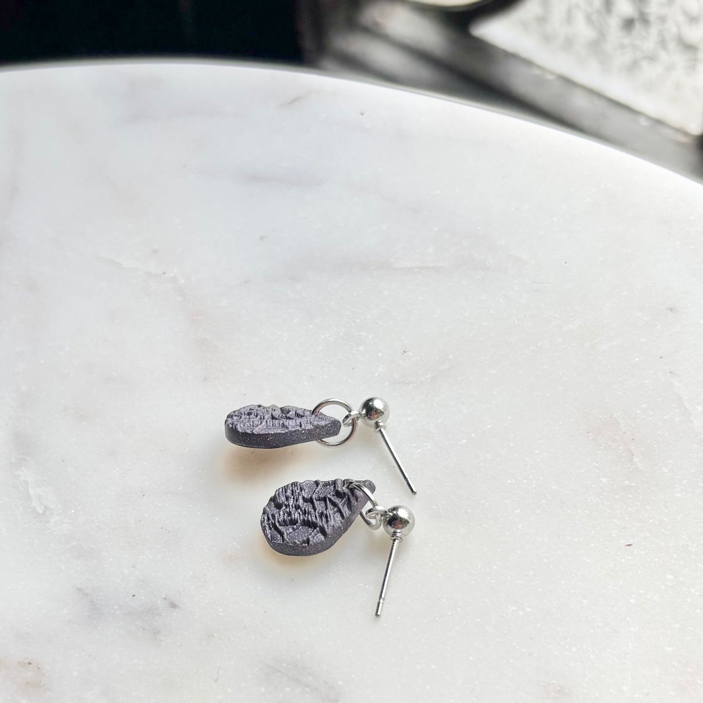 Lacy | Smoked Grape | Mini Teardrops | Summer