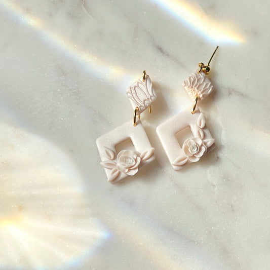 Thea | Diamonds | Spring
