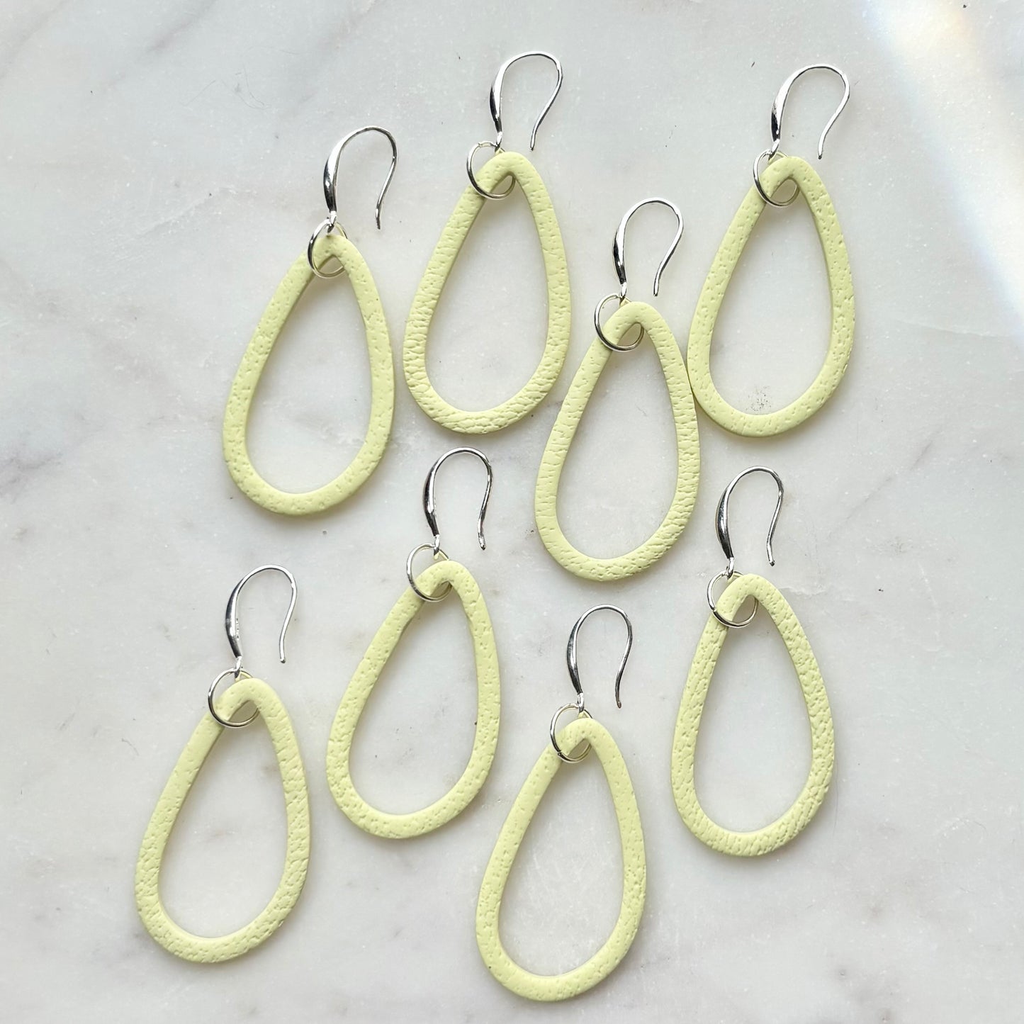 Madison | Acid Yellow | Winter