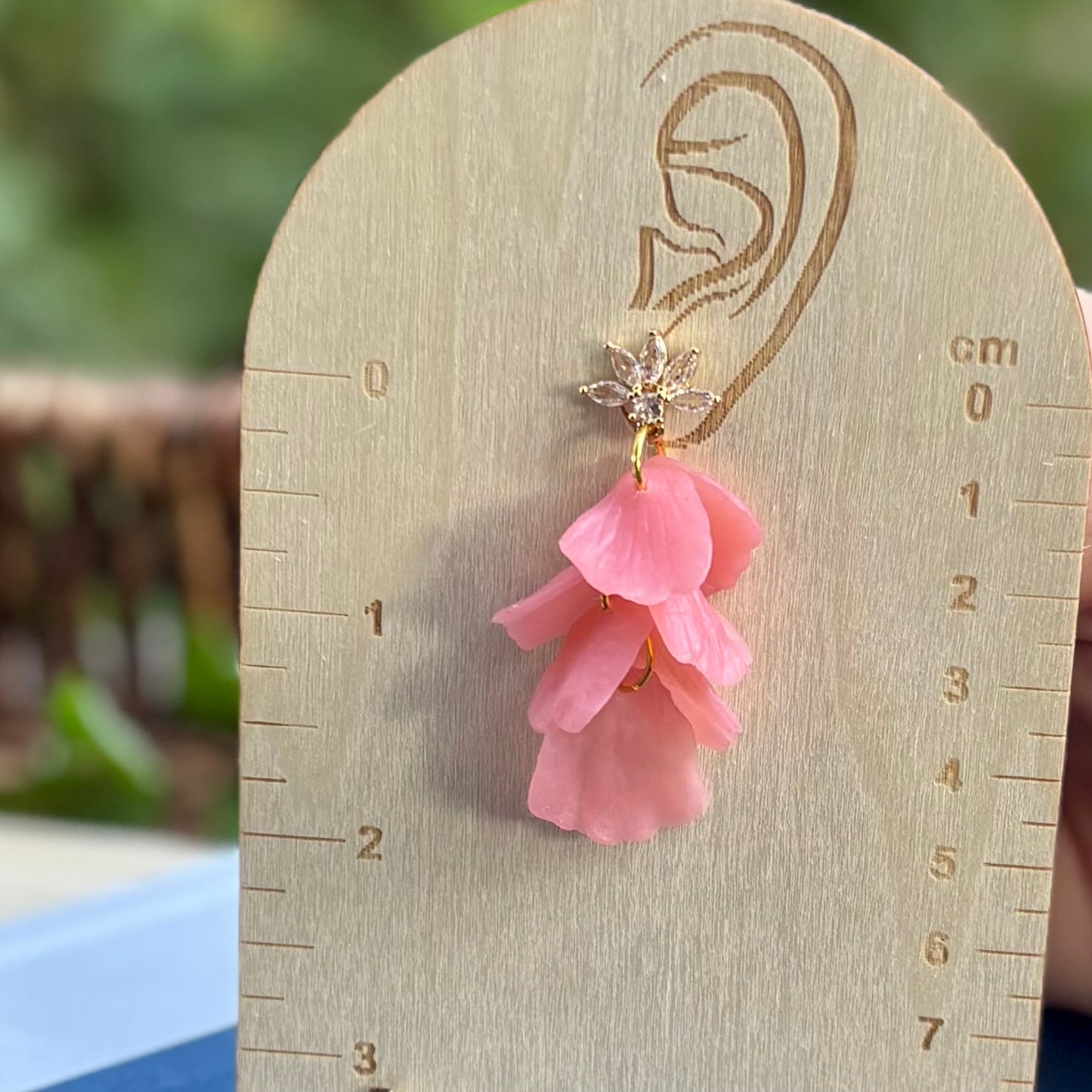 Laurel | Petals | Spring