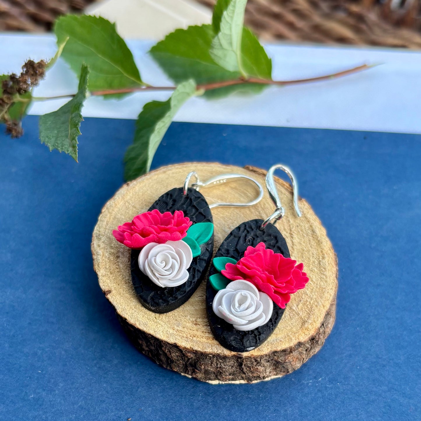 Taylor | Floral | Winter