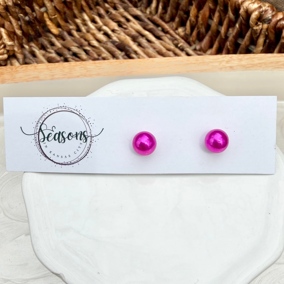 Dottie | Large Stud | All Seasons