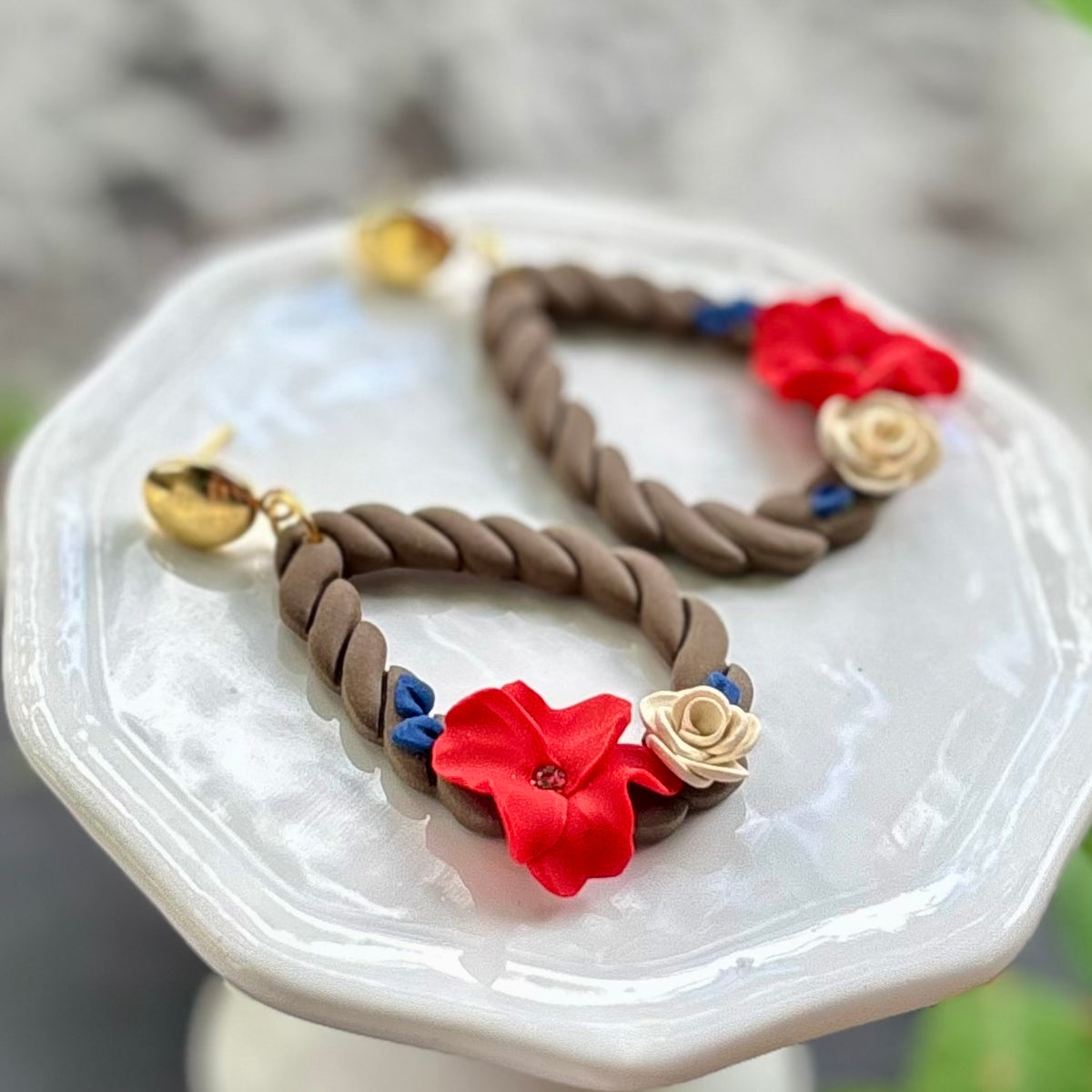 Suzannah | Lasso | Autumn & Spring