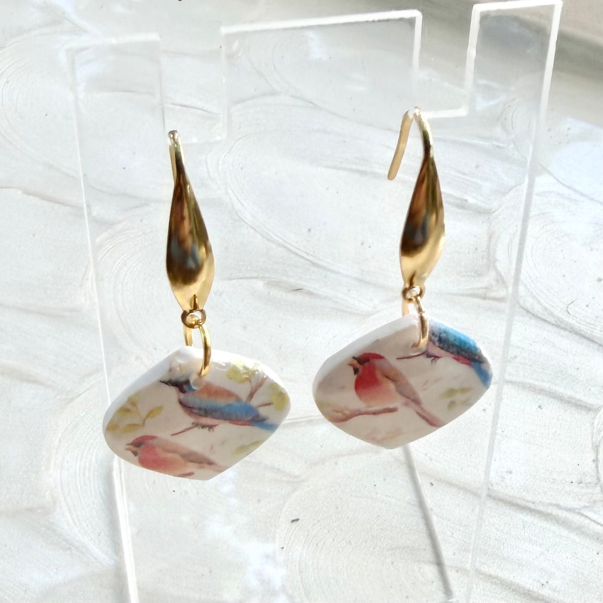 Gwen | Rounded Diamond | Spring