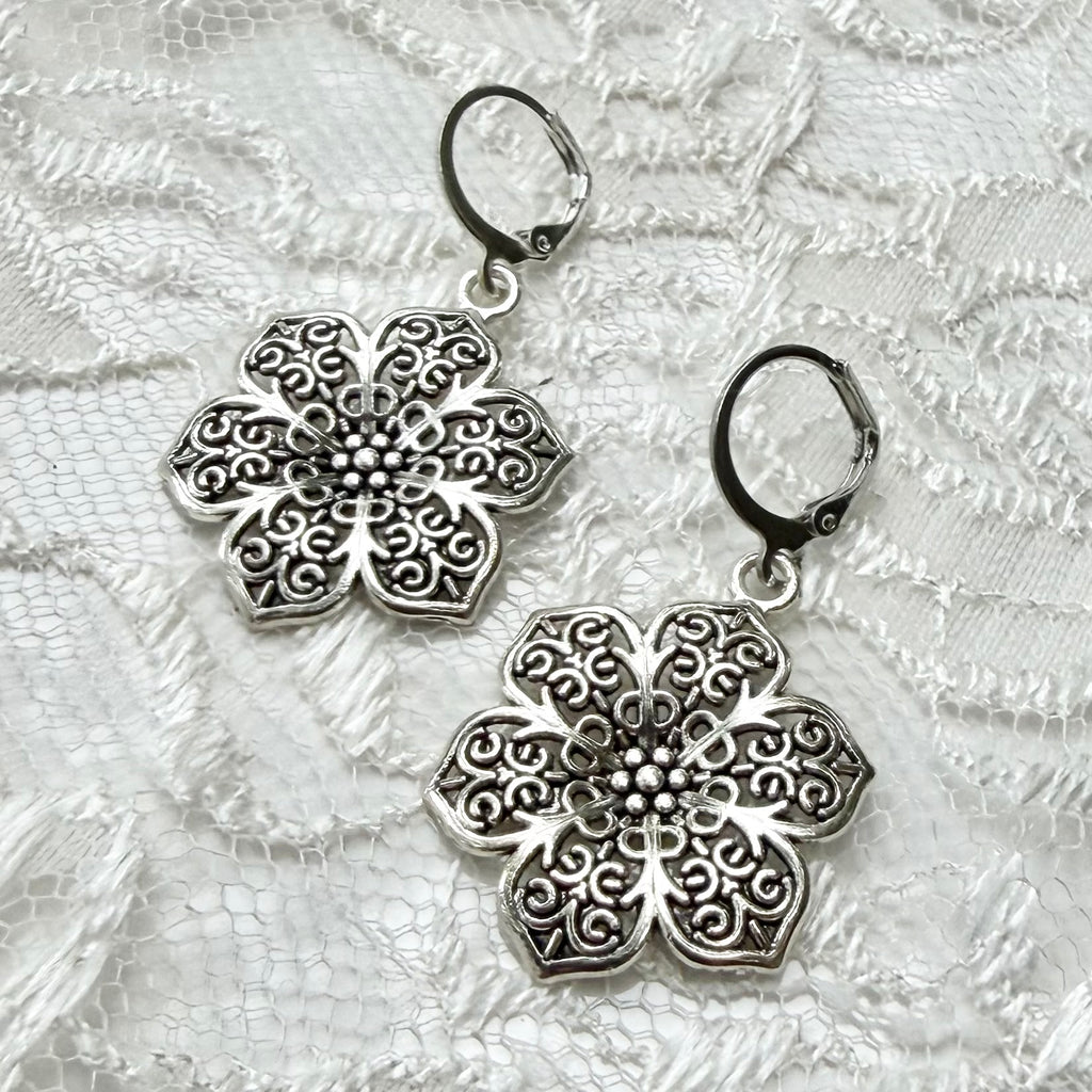 Charmed | Scrolled Flower | Summer and Winter