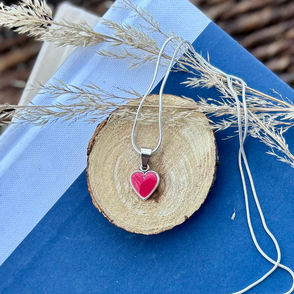 Heart Necklace | Raspberry | Winter and Summer