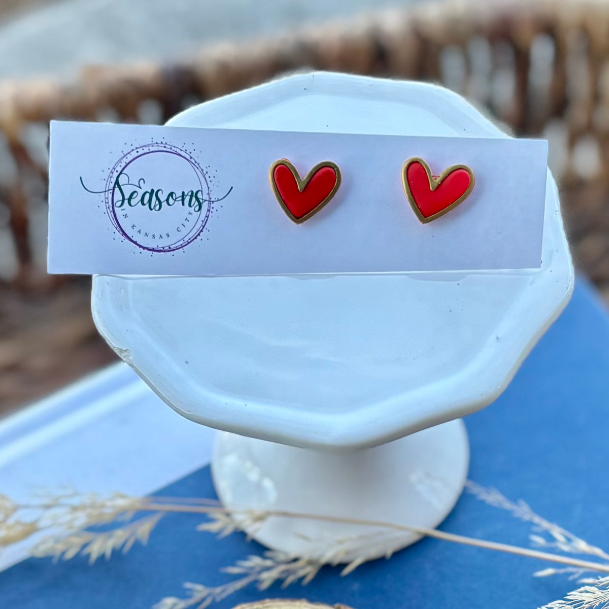Heart Studs | Geranium