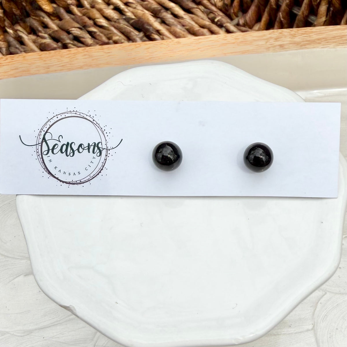 Dottie | Large Stud | All Seasons