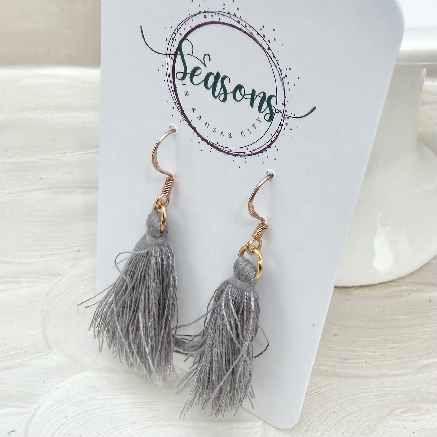 Tassel | Dove Grey | Spring