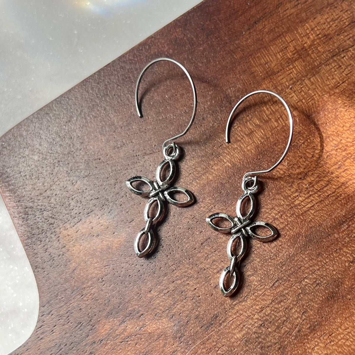 Charmed | Chain Cross | Summer and Winter