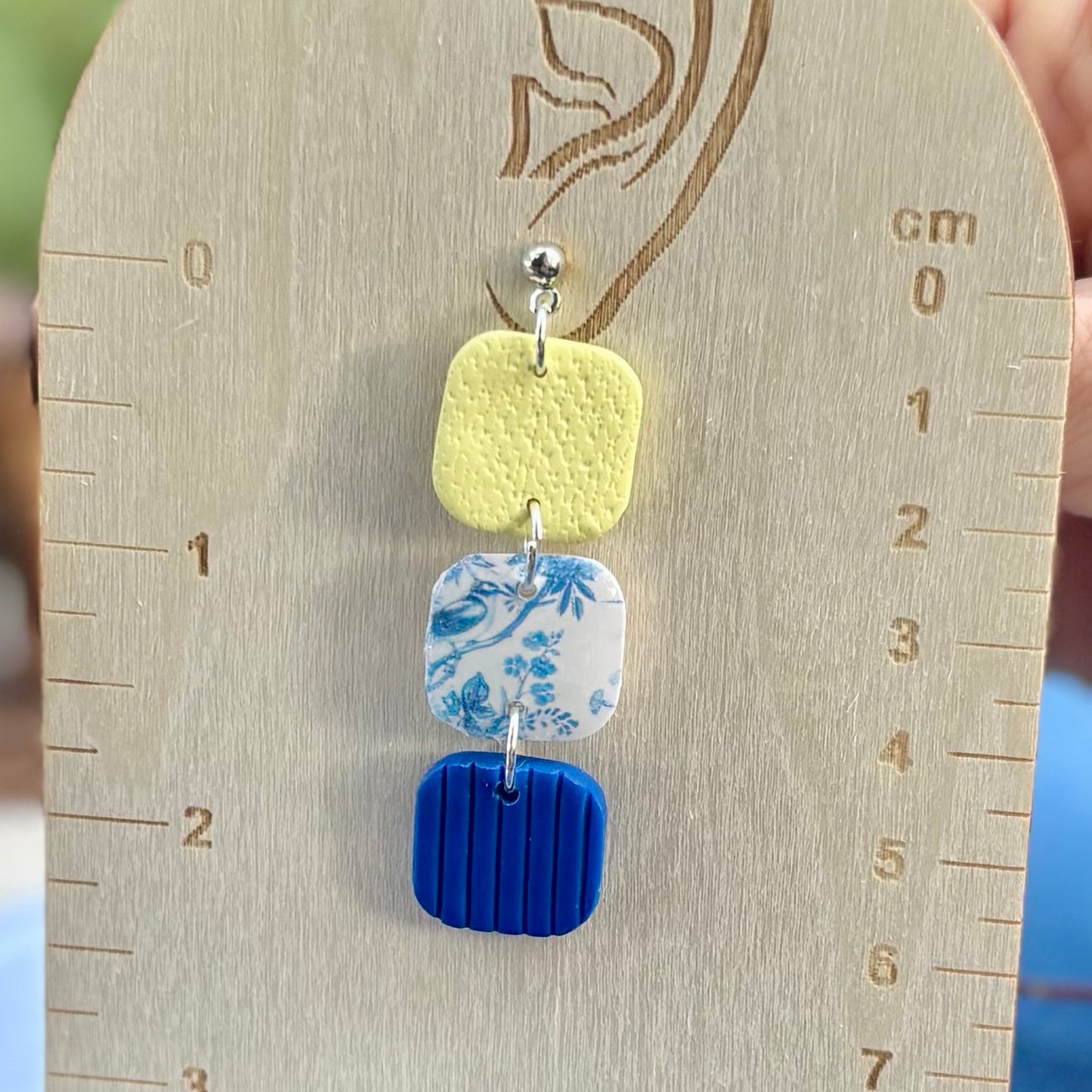 Phoebe | Squares | Winter