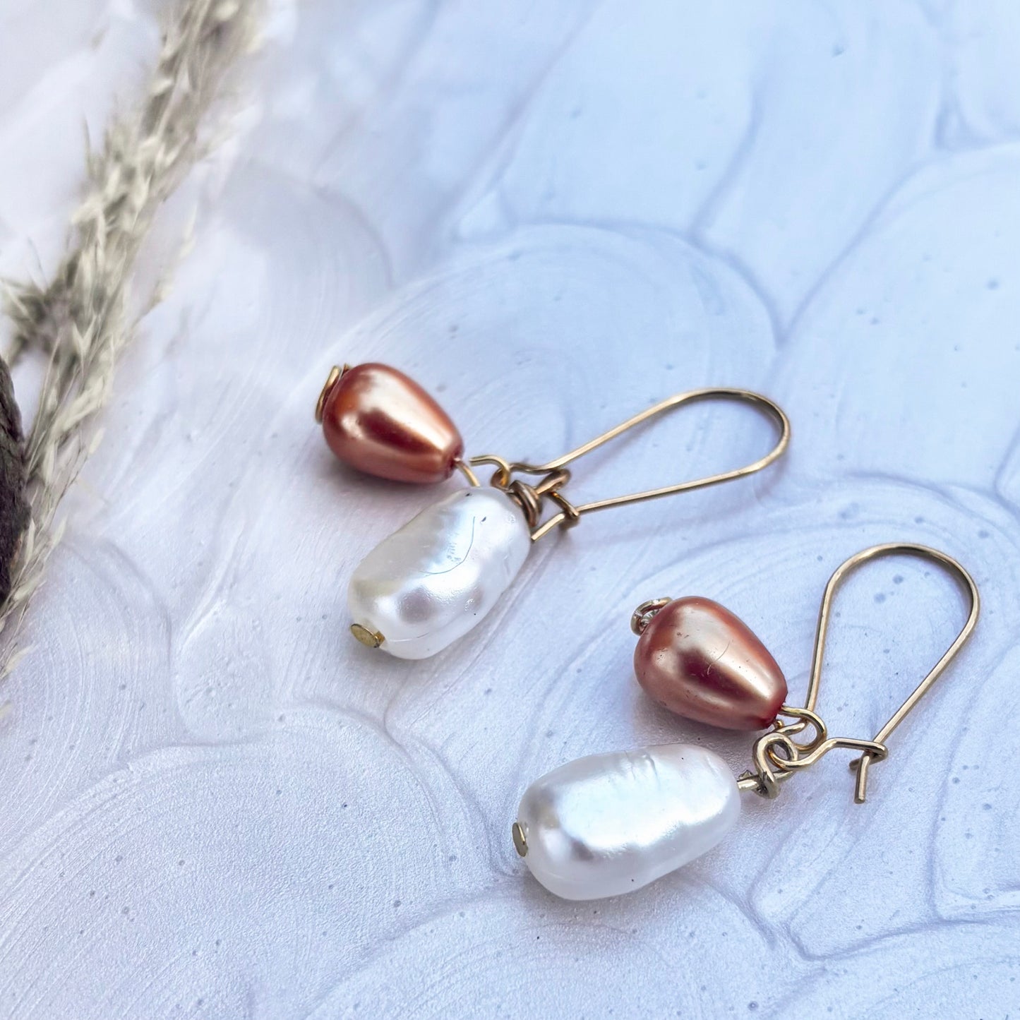 Pearl | Amber and Oyster | Autumn