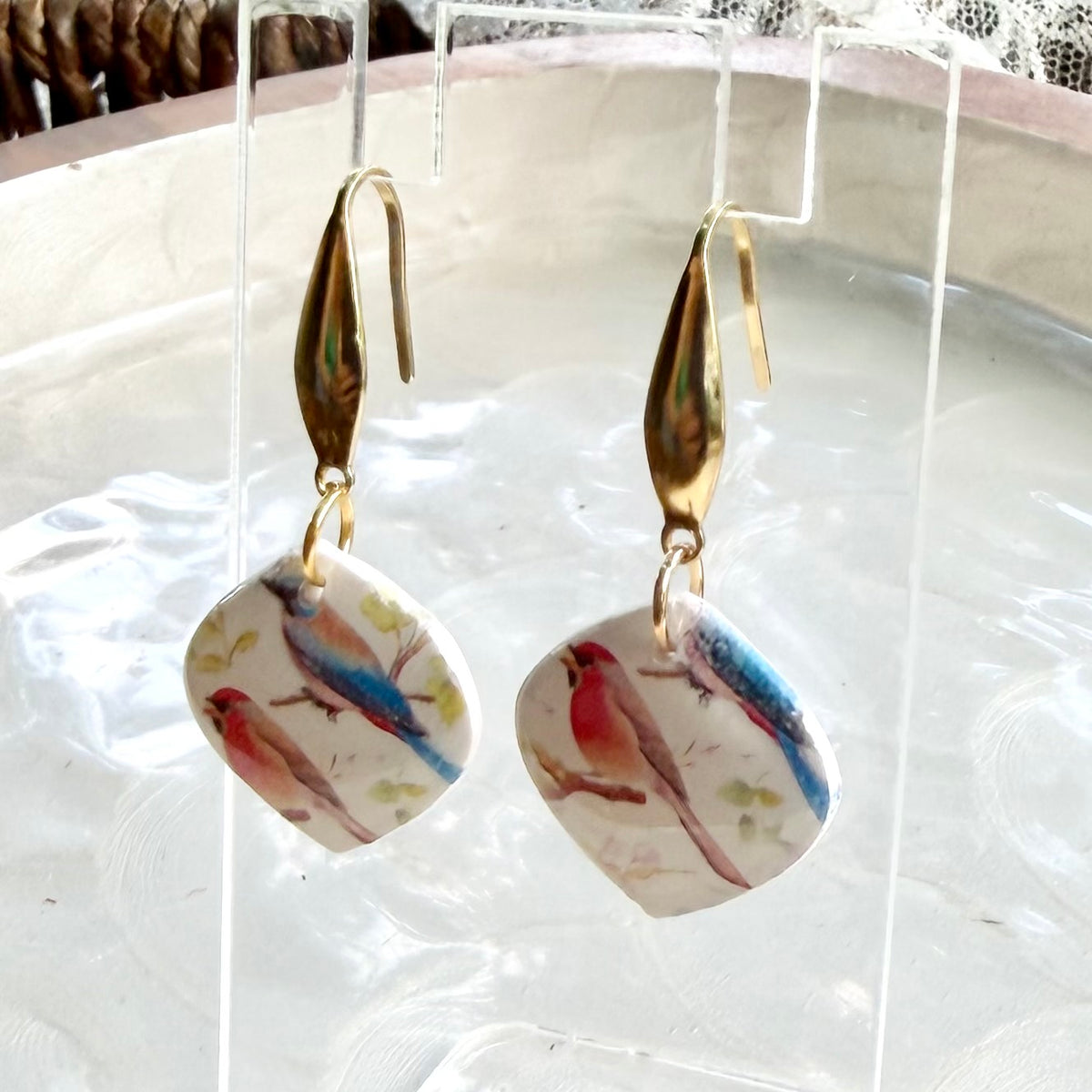 Gwen | Rounded Diamond | Spring