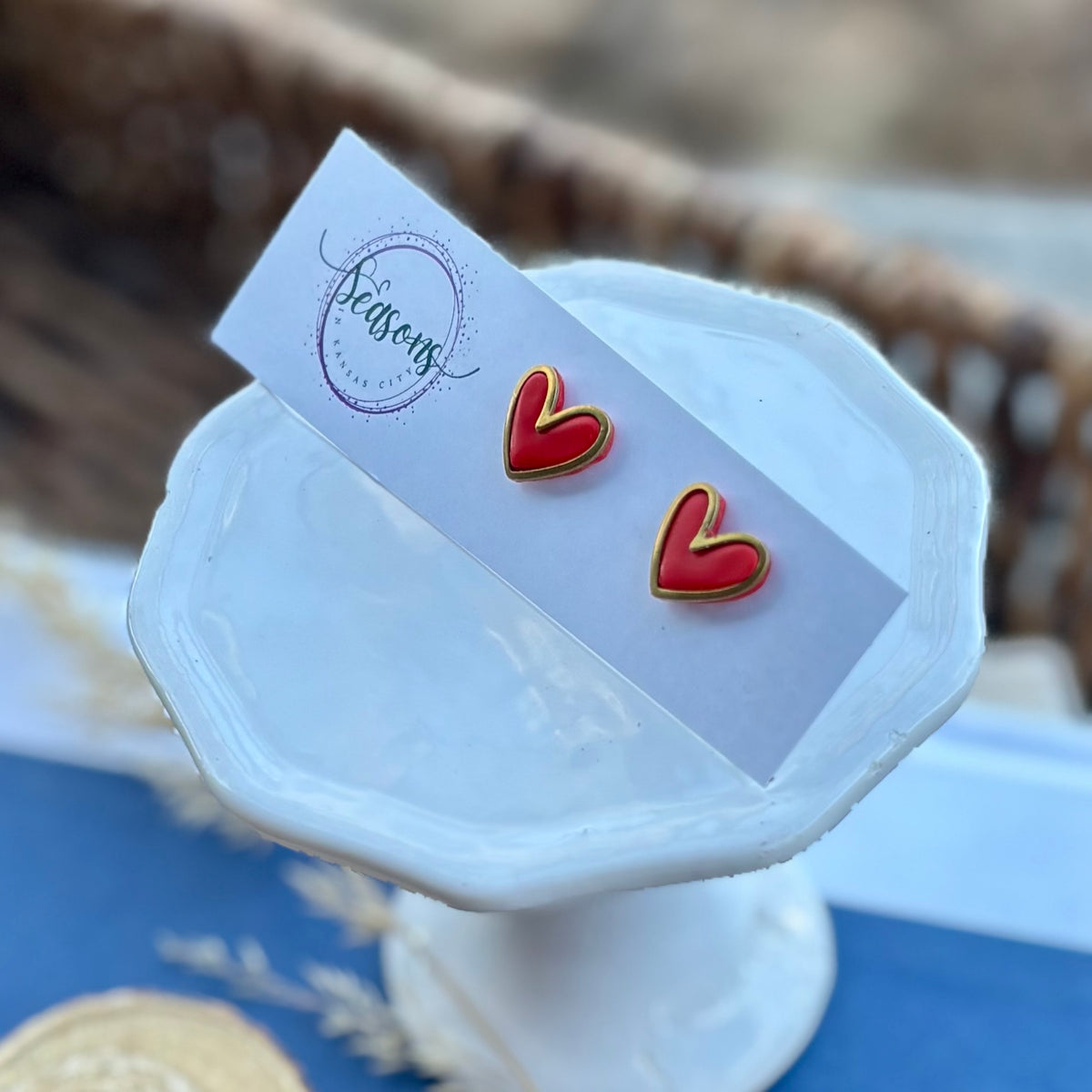 Heart Studs | Geranium