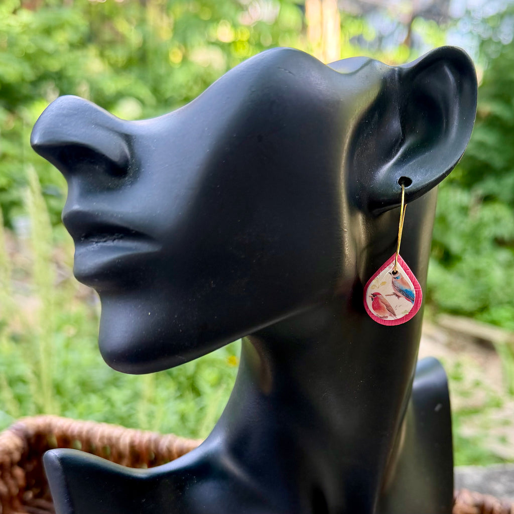 Gwen | Teardrop Hoops | Spring