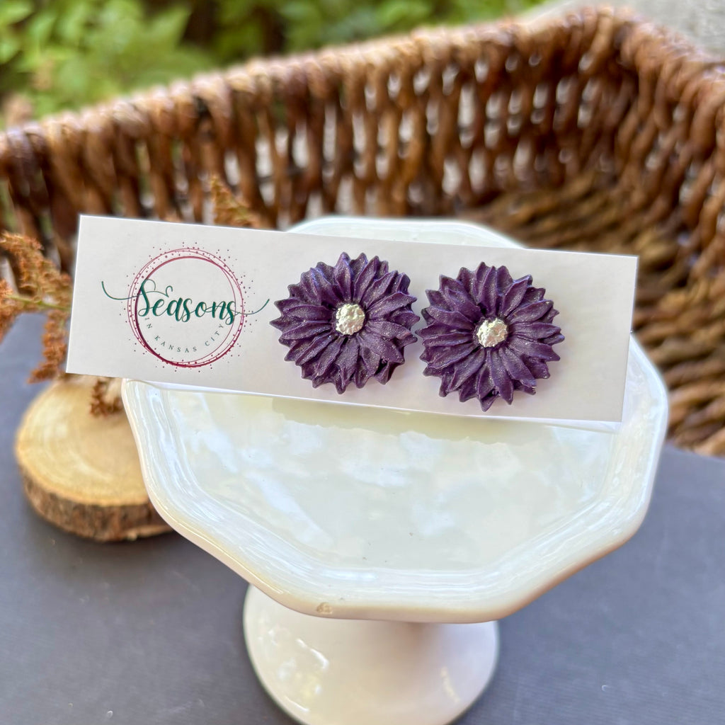 Cora | Aster | Smoked Grape
