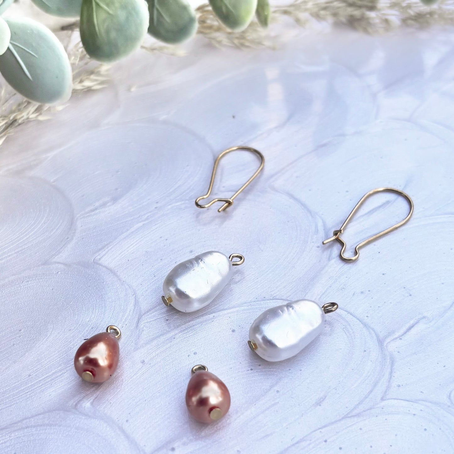 Pearl | Amber and Oyster | Autumn