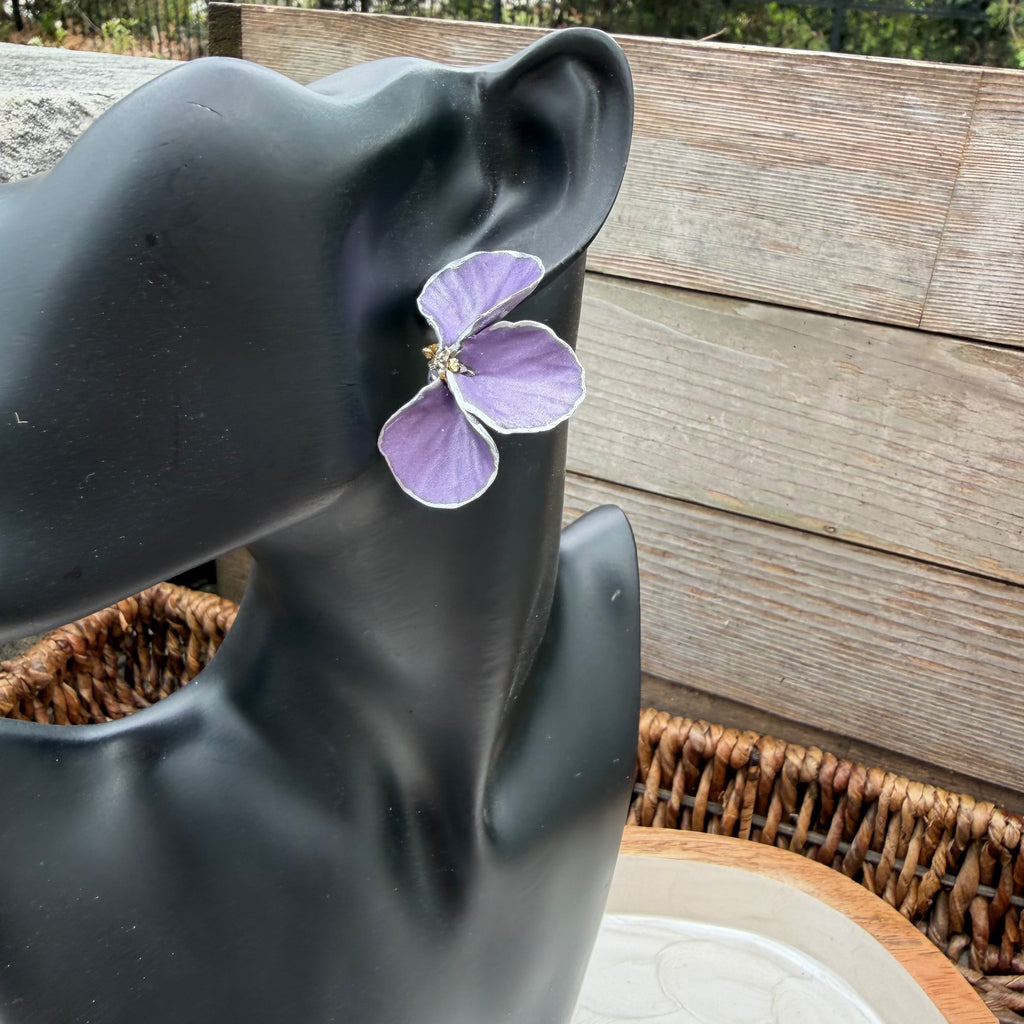 Amelia | Colorful Stud | Customizable