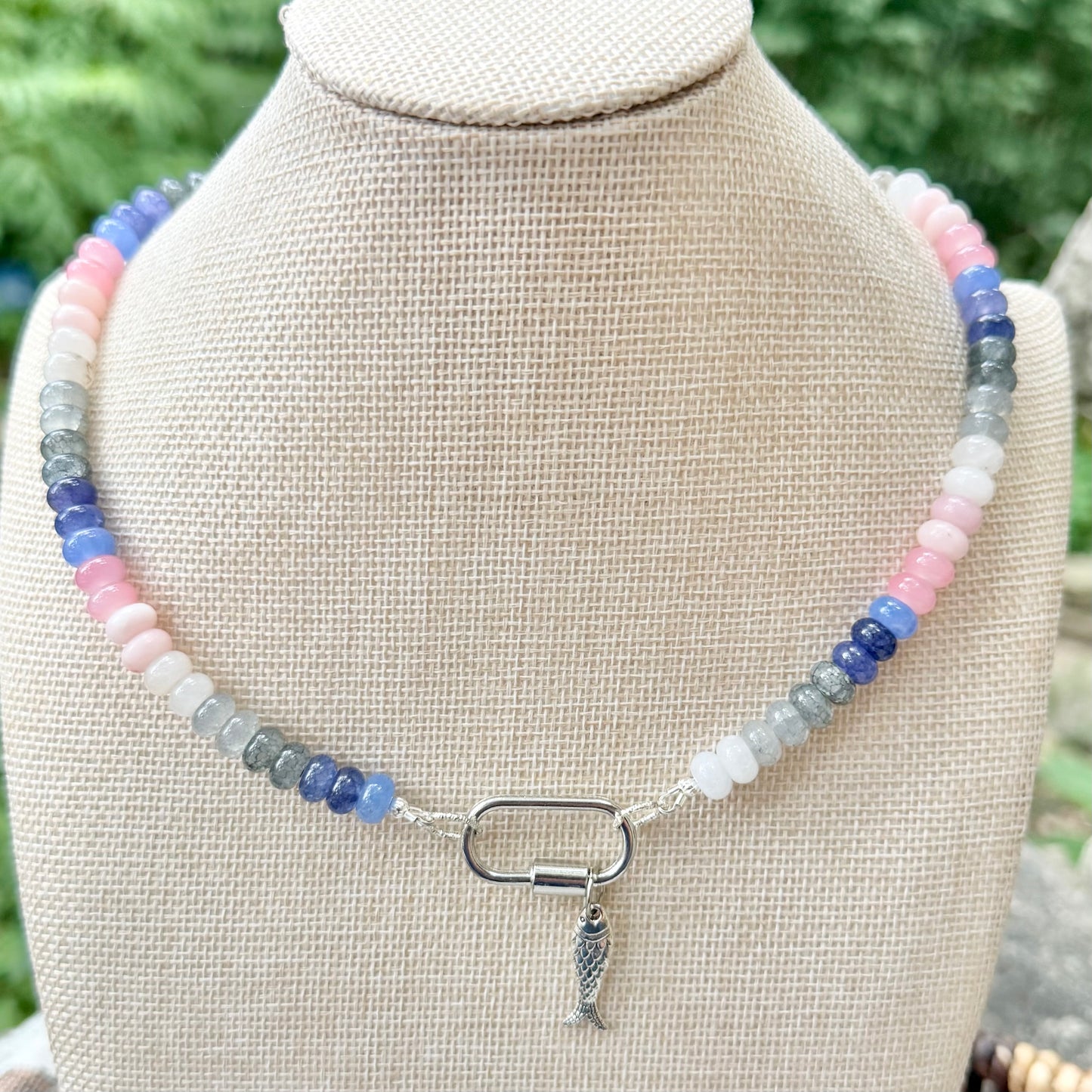 Ava | White, Grey, Blue, Pink | Soft Summer