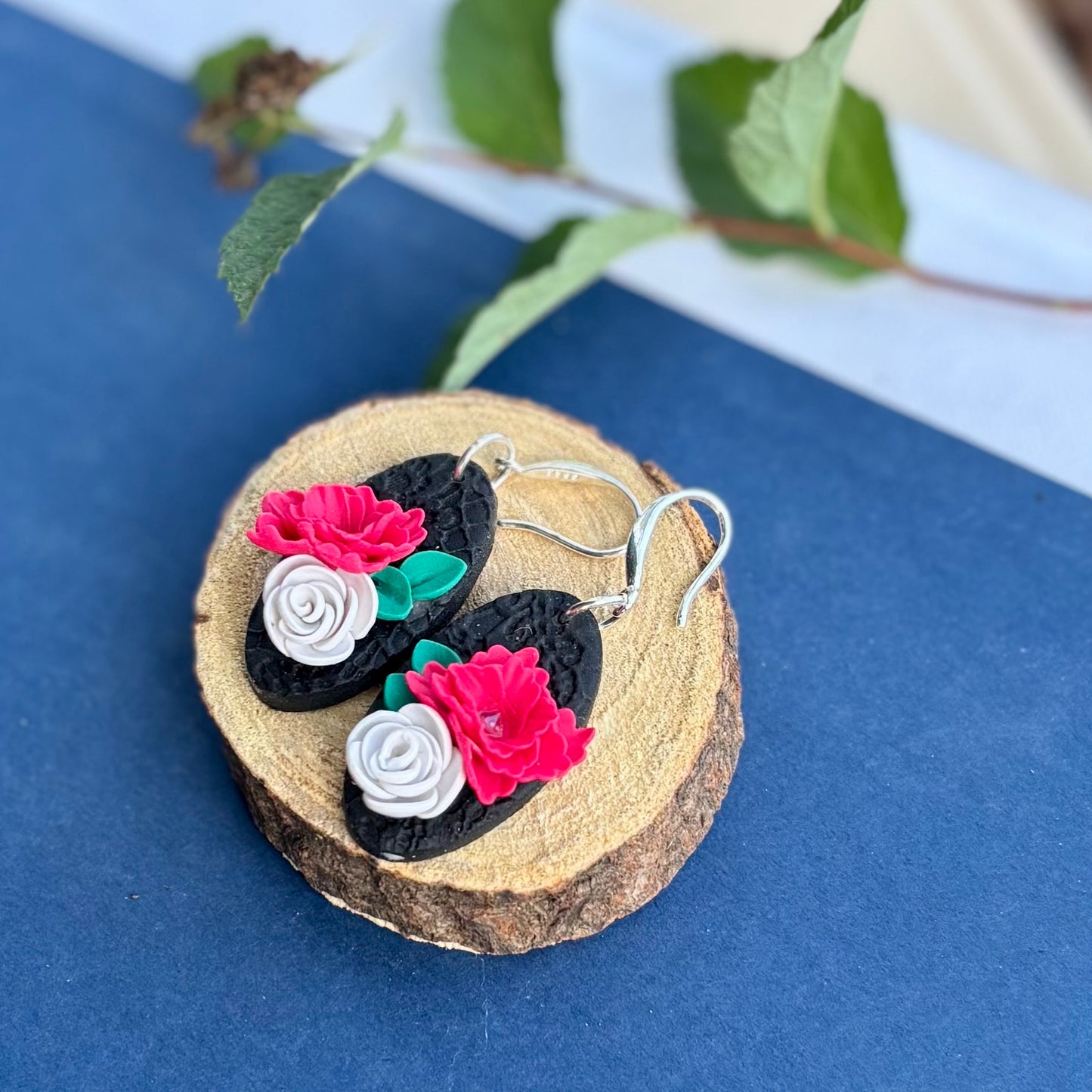 Taylor | Floral | Winter