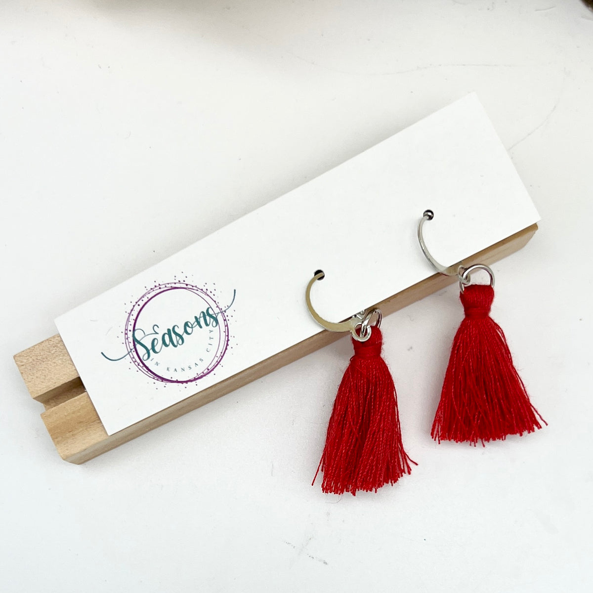 Tassel | Scarlet | Winter