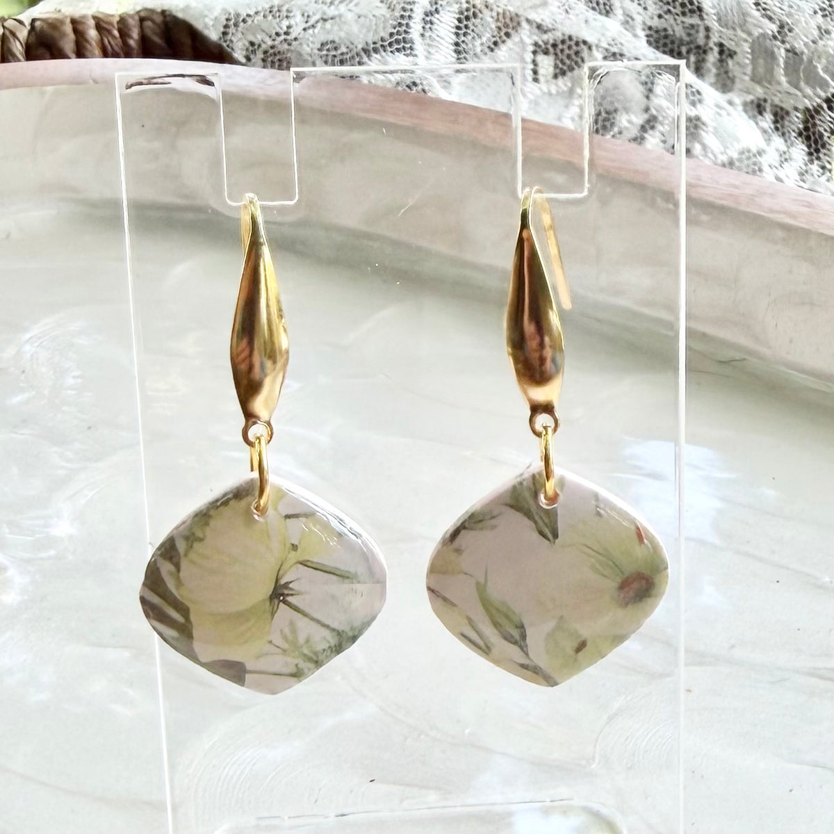 Gwen | Rounded Diamond | Autumn