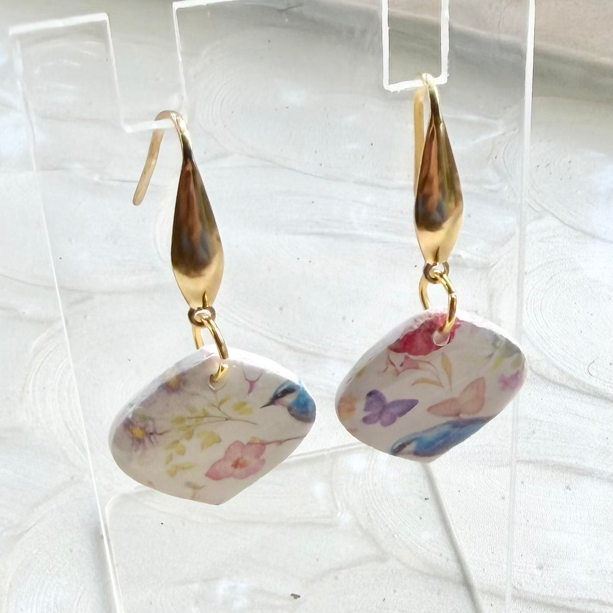Gwen | Rounded Diamond | Spring