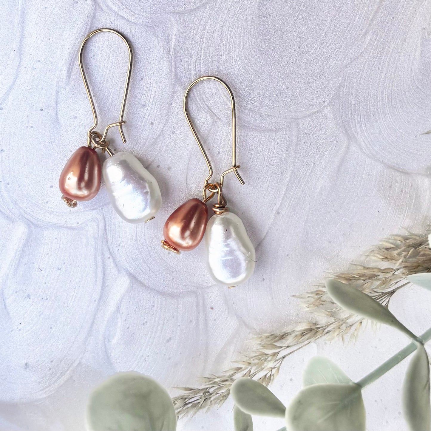 Pearl | Amber and Oyster | Autumn