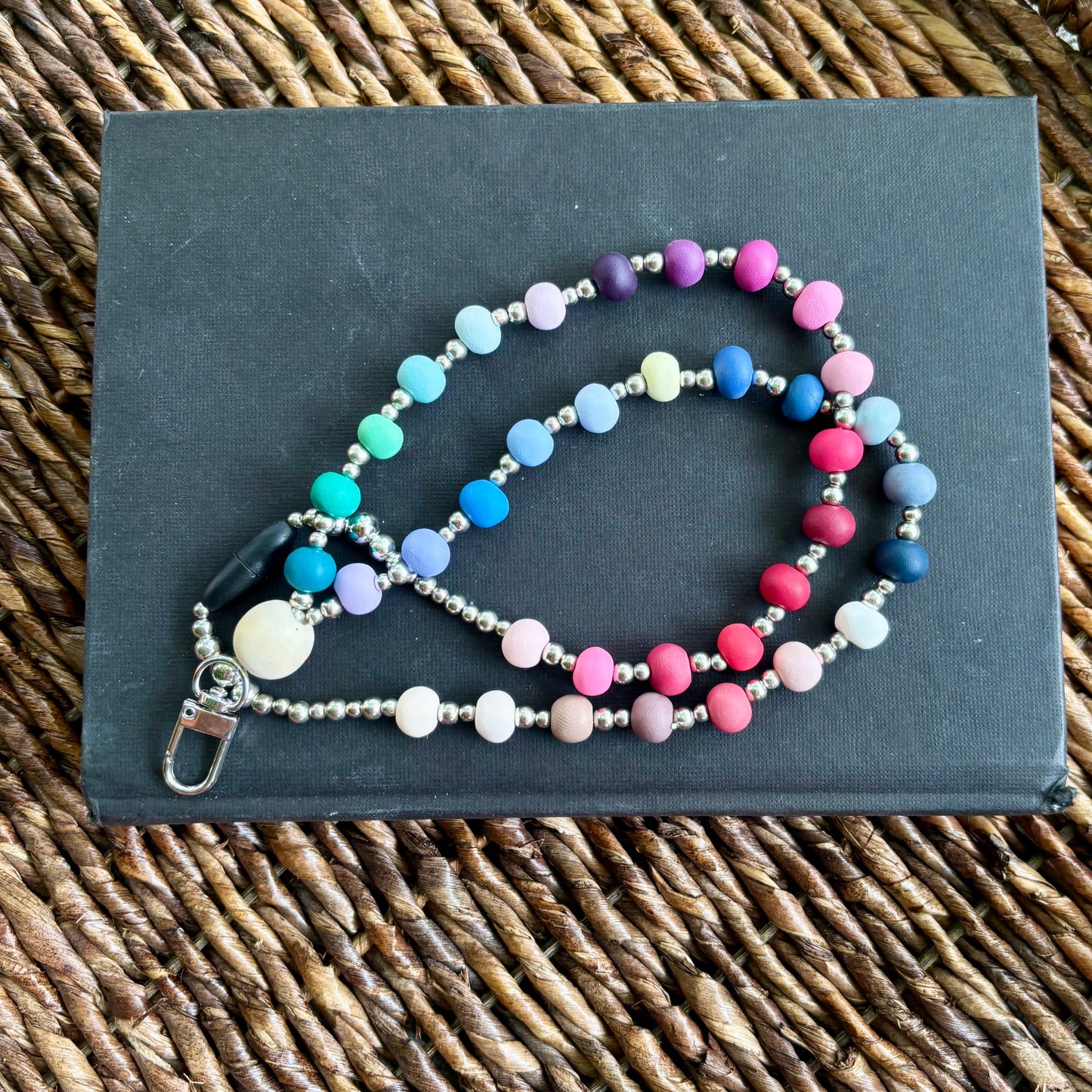 Palette Wearables | Lanyard | All Seasons