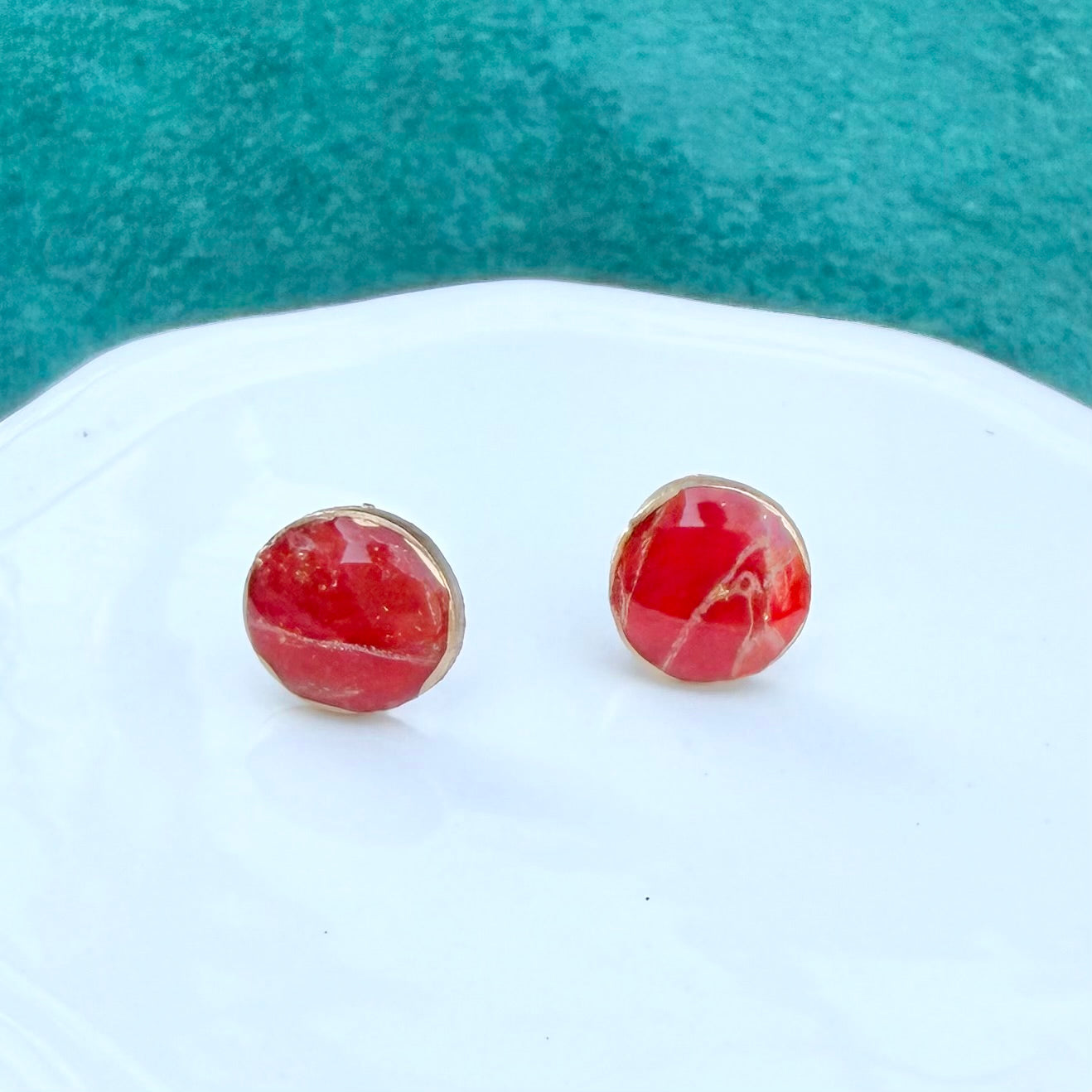 Charlie | Round Stud | Autumn and Spring