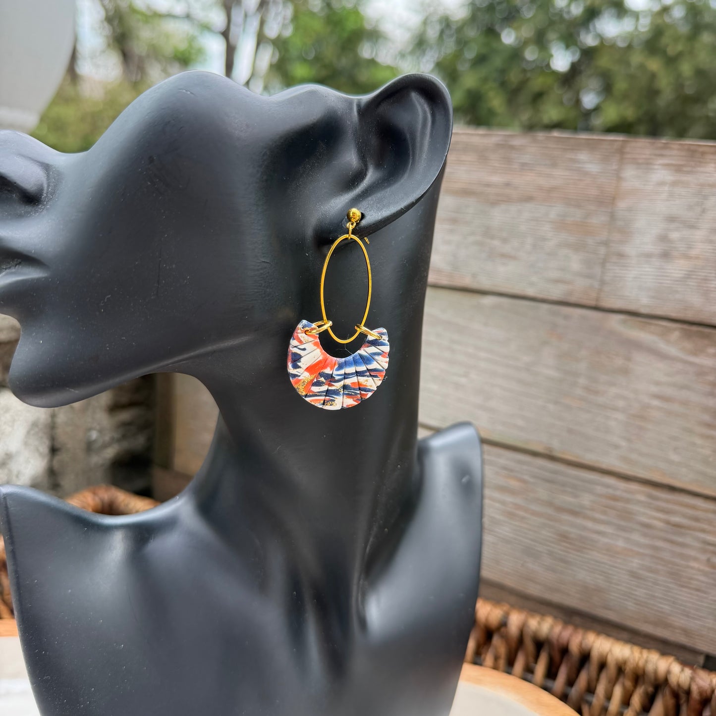 Betty II | Oval Dangle | Spring