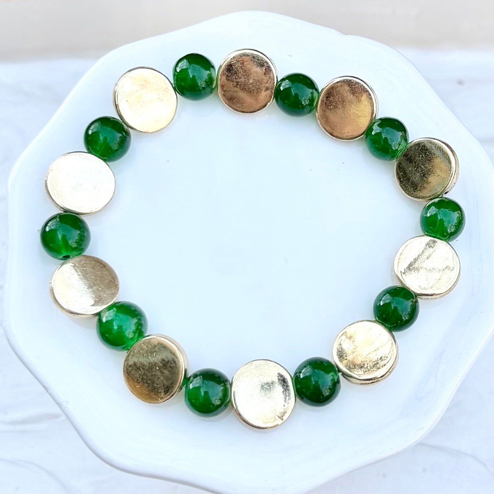 Mabel | Leaf Green and Flat Gold | Spring