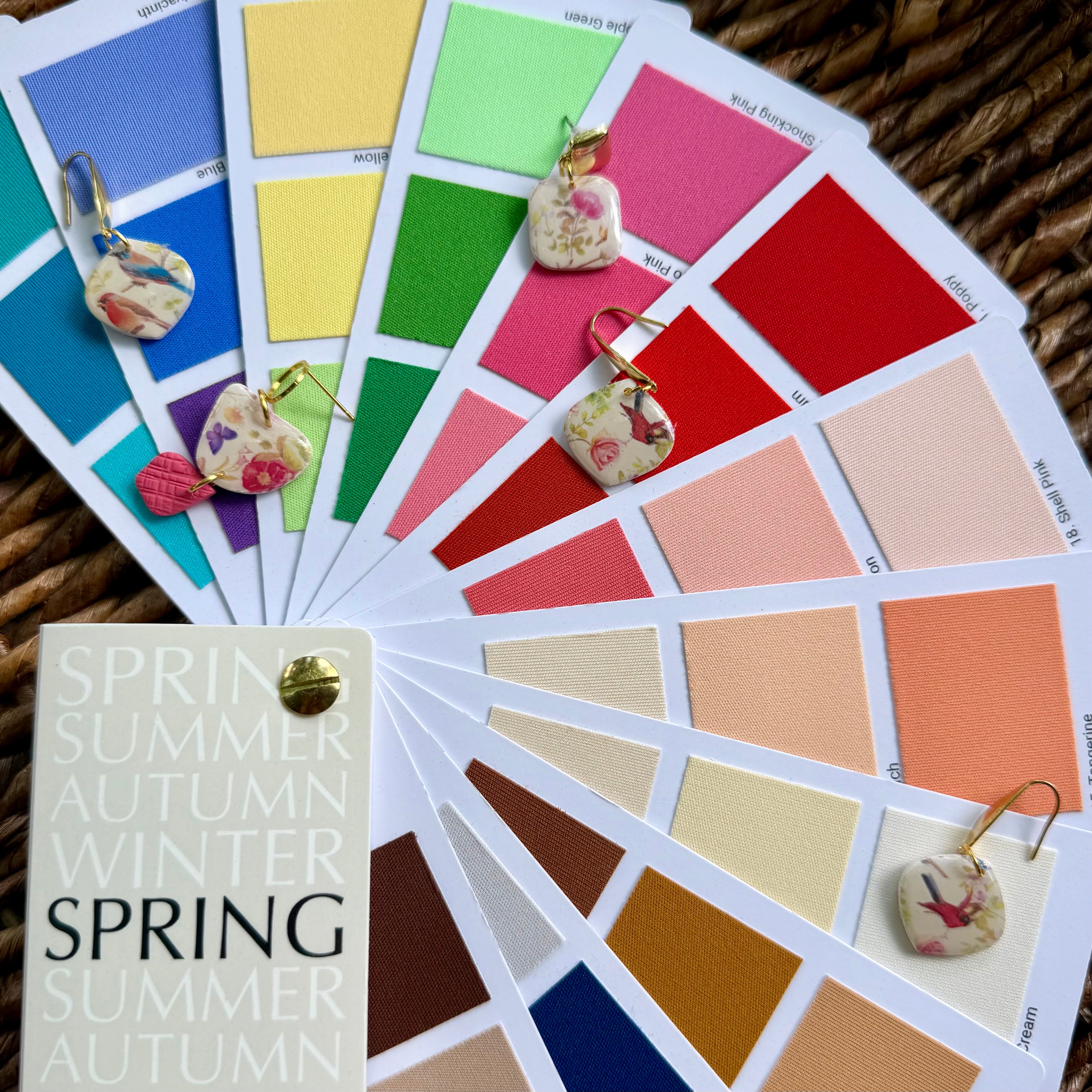 Gwen | Rectangle Hoops | Spring