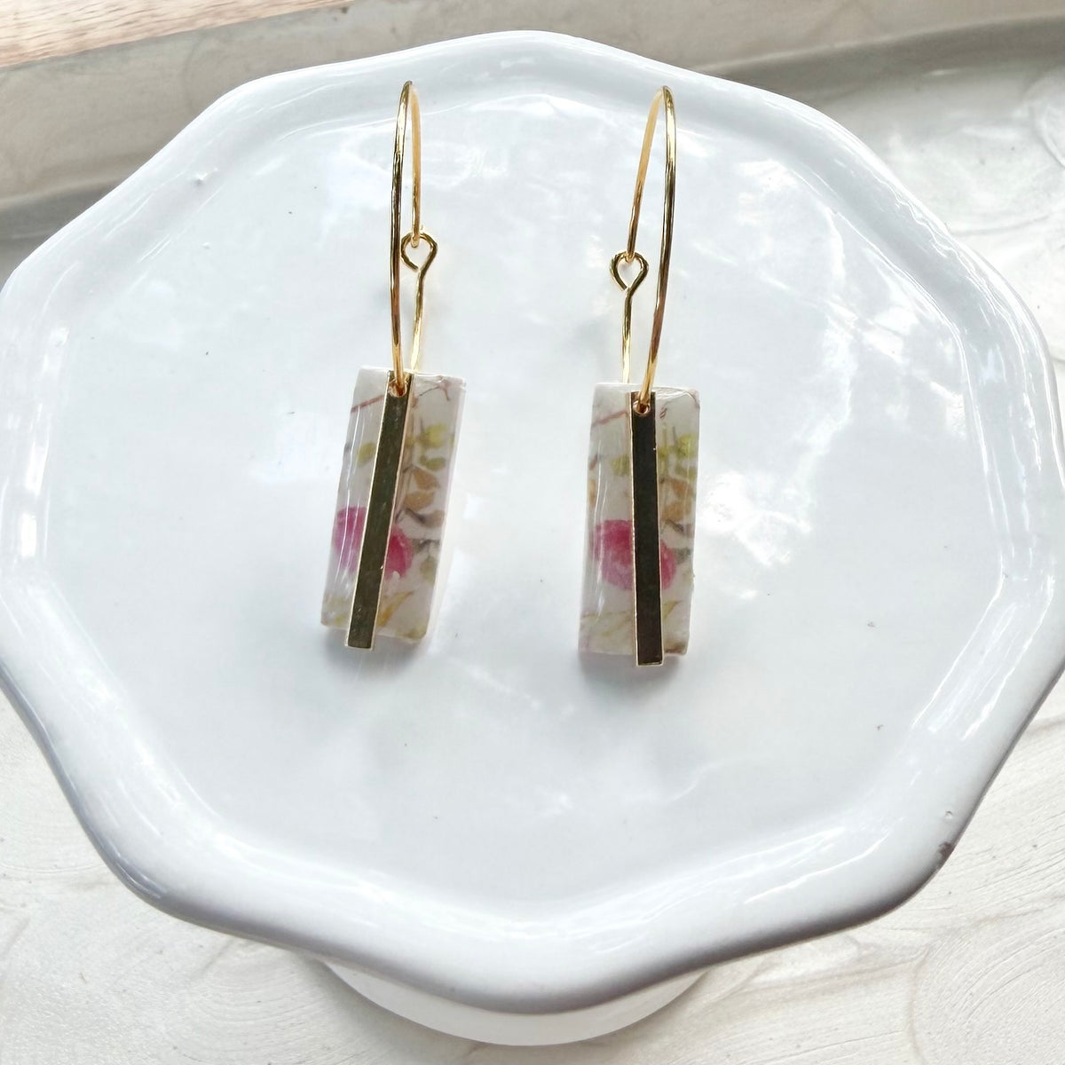Gwen | Rectangle Hoops | Spring