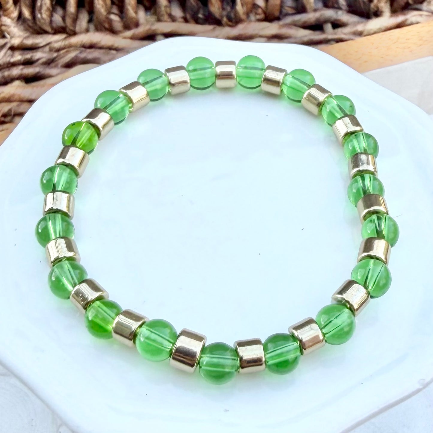 Wren | Grass Green and Gold | Autumn