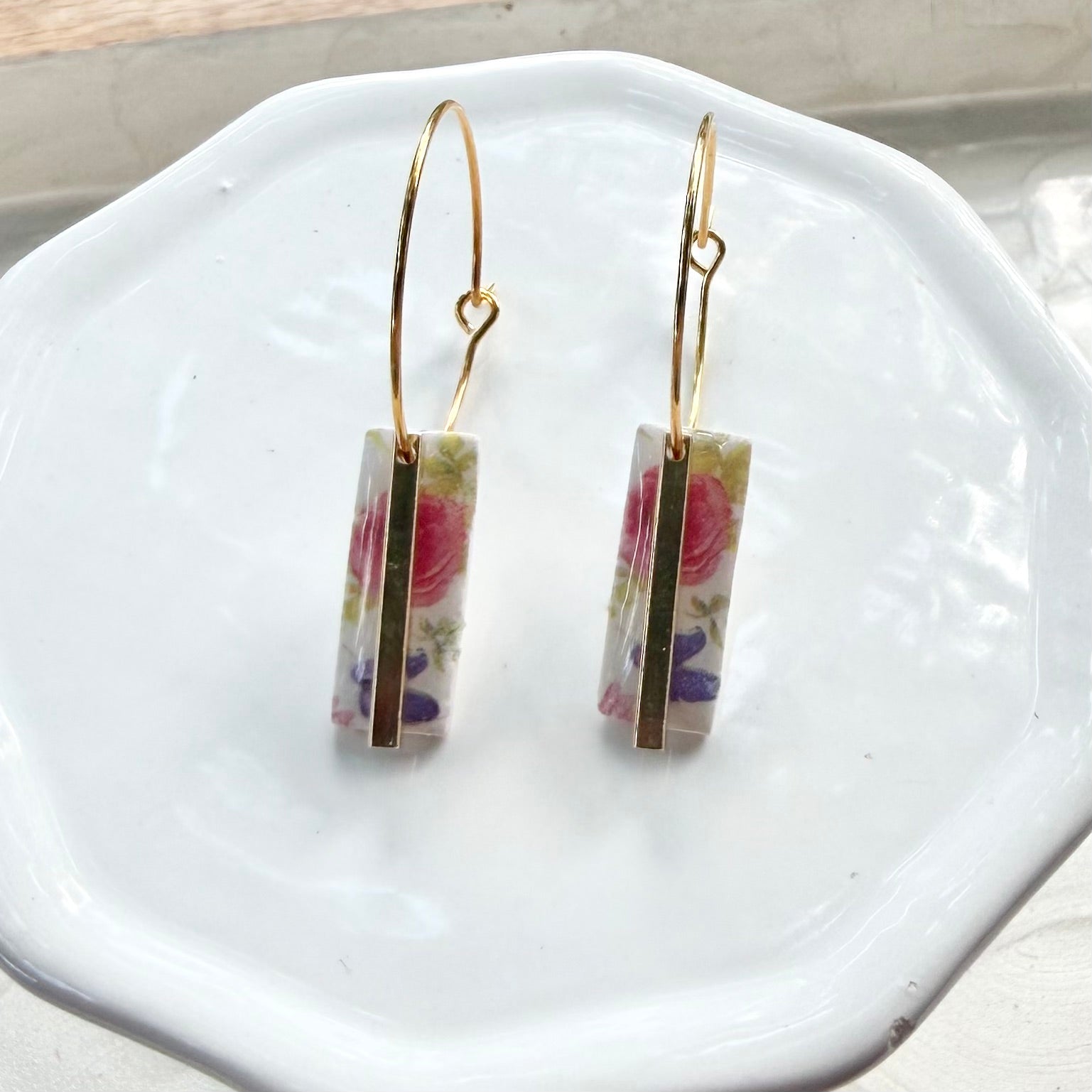 Gwen | Rectangle Hoops | Spring