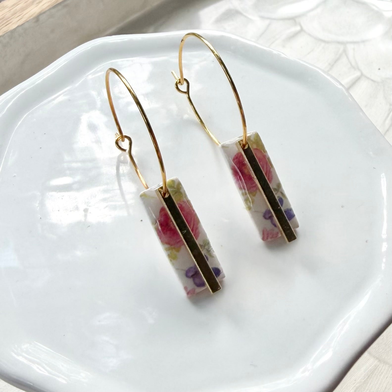 Gwen | Rectangle Hoops | Spring