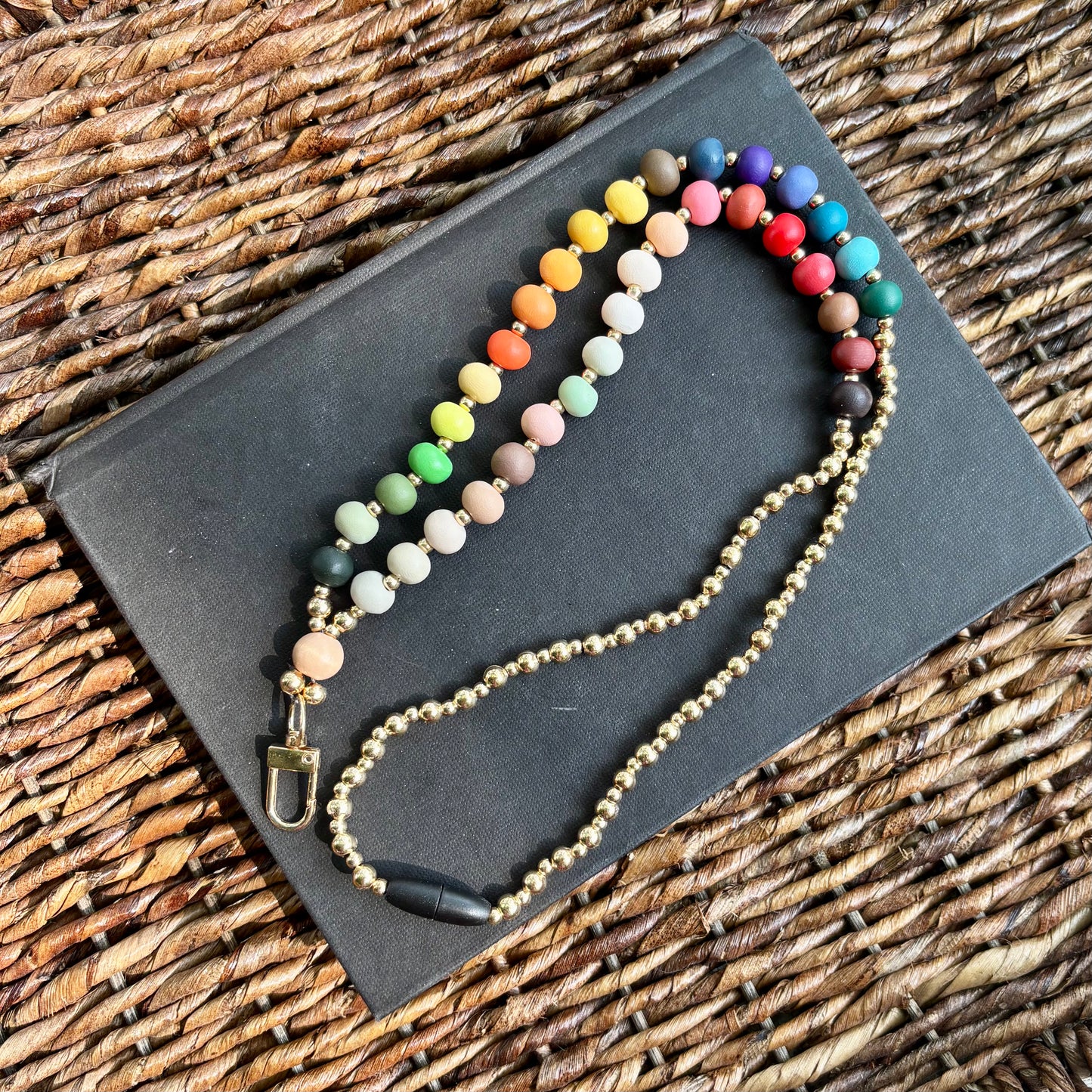Palette Wearables | Lanyard | All Seasons
