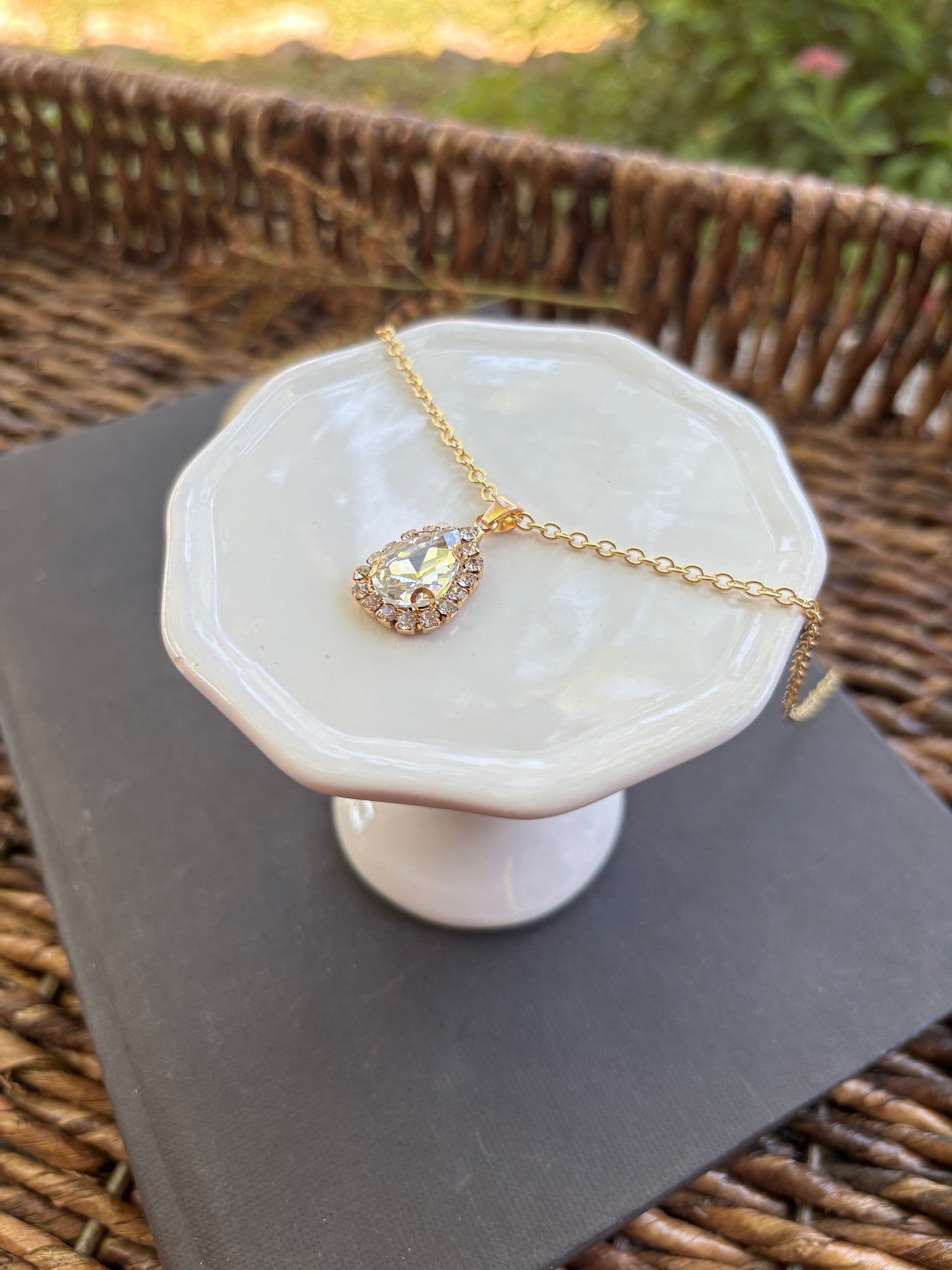 Charmed | Necklace | Gem | Spring and Autumn