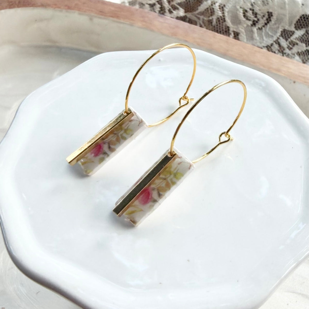 Gwen | Rectangle Hoops | Spring