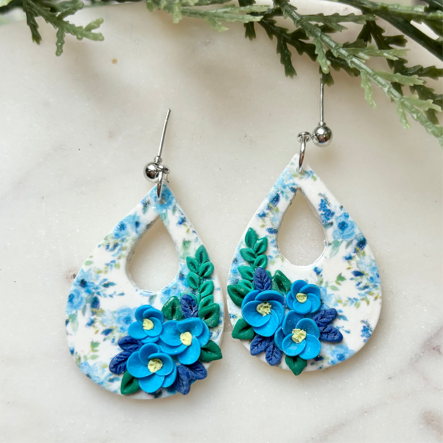 Elise | Teardrop | Winter