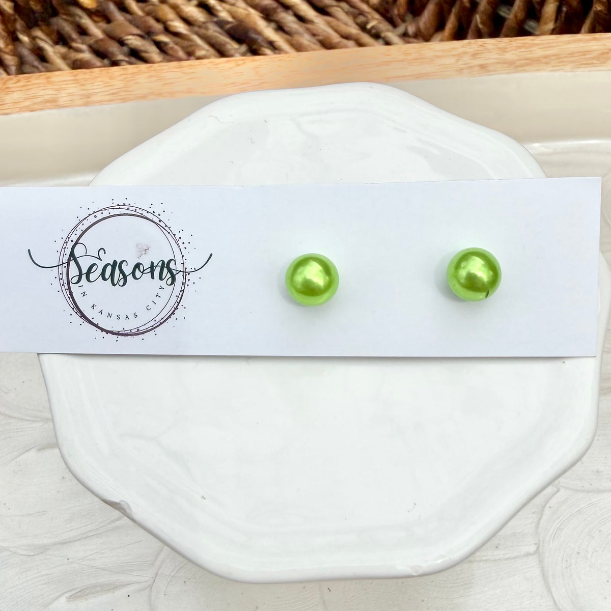 Dottie | Large Stud | All Seasons