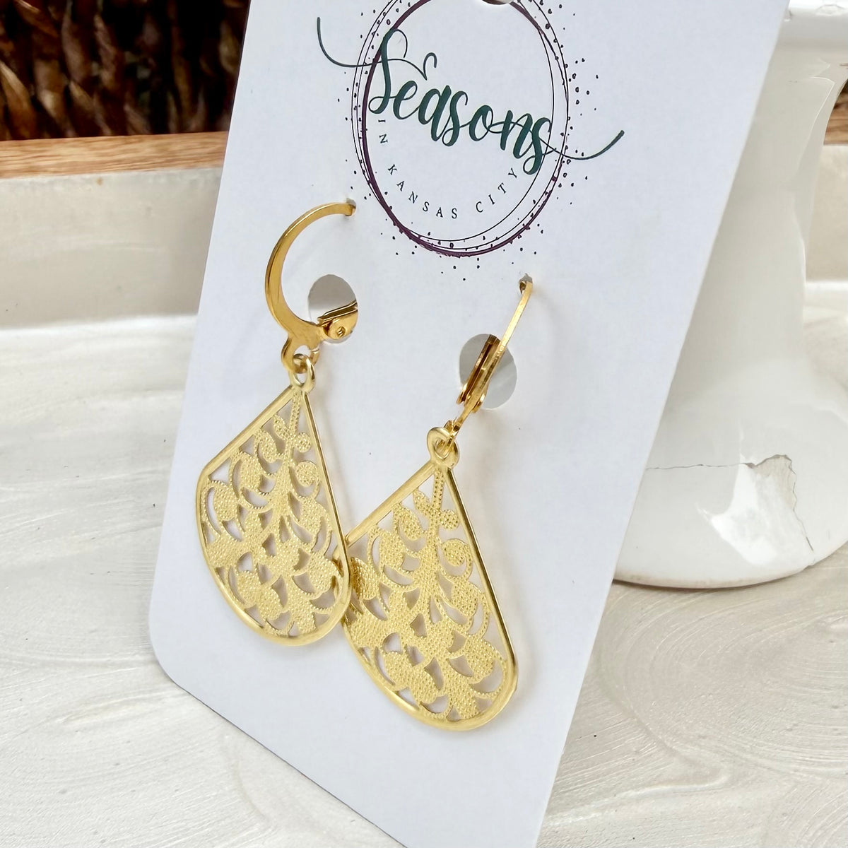 Charmed | Teardrop Scroll | Autumn and Spring