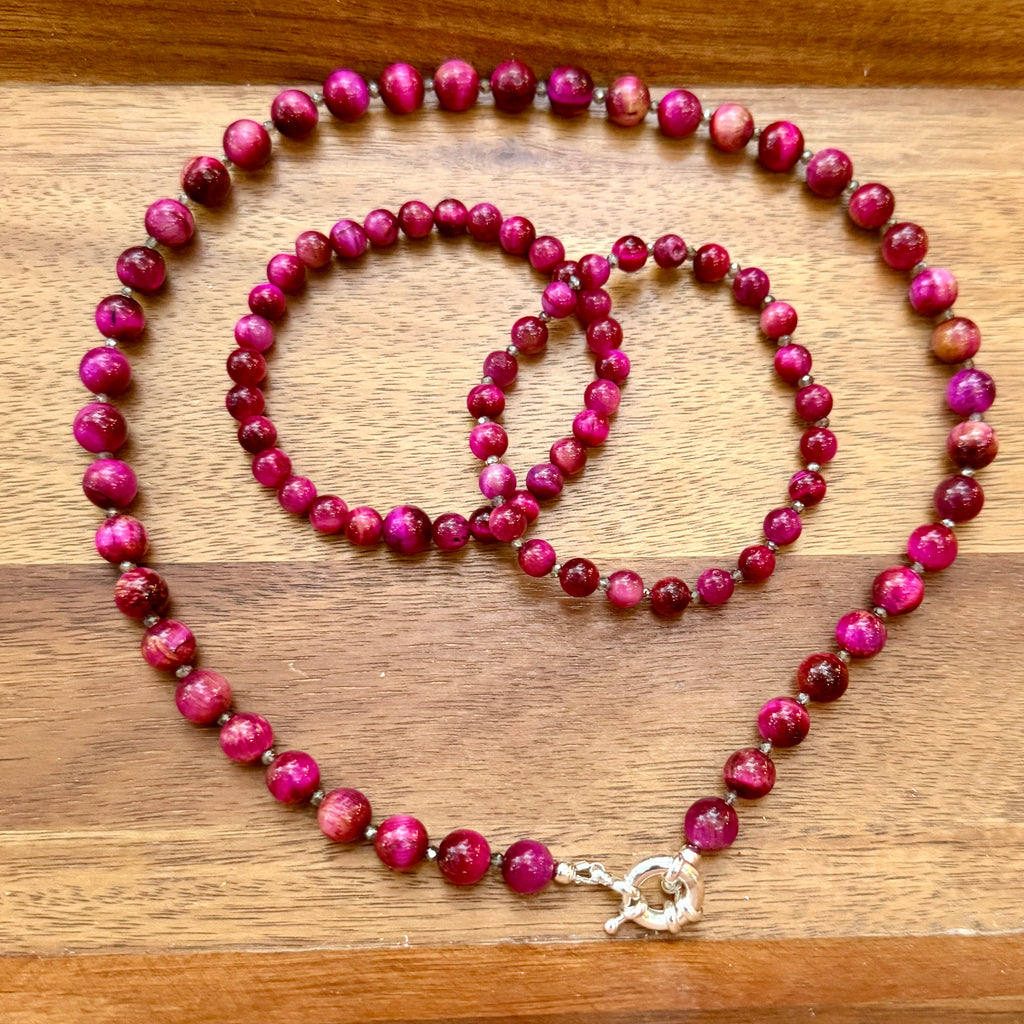 Alice |  Fuchsia and Burgundy| Necklace | Winter